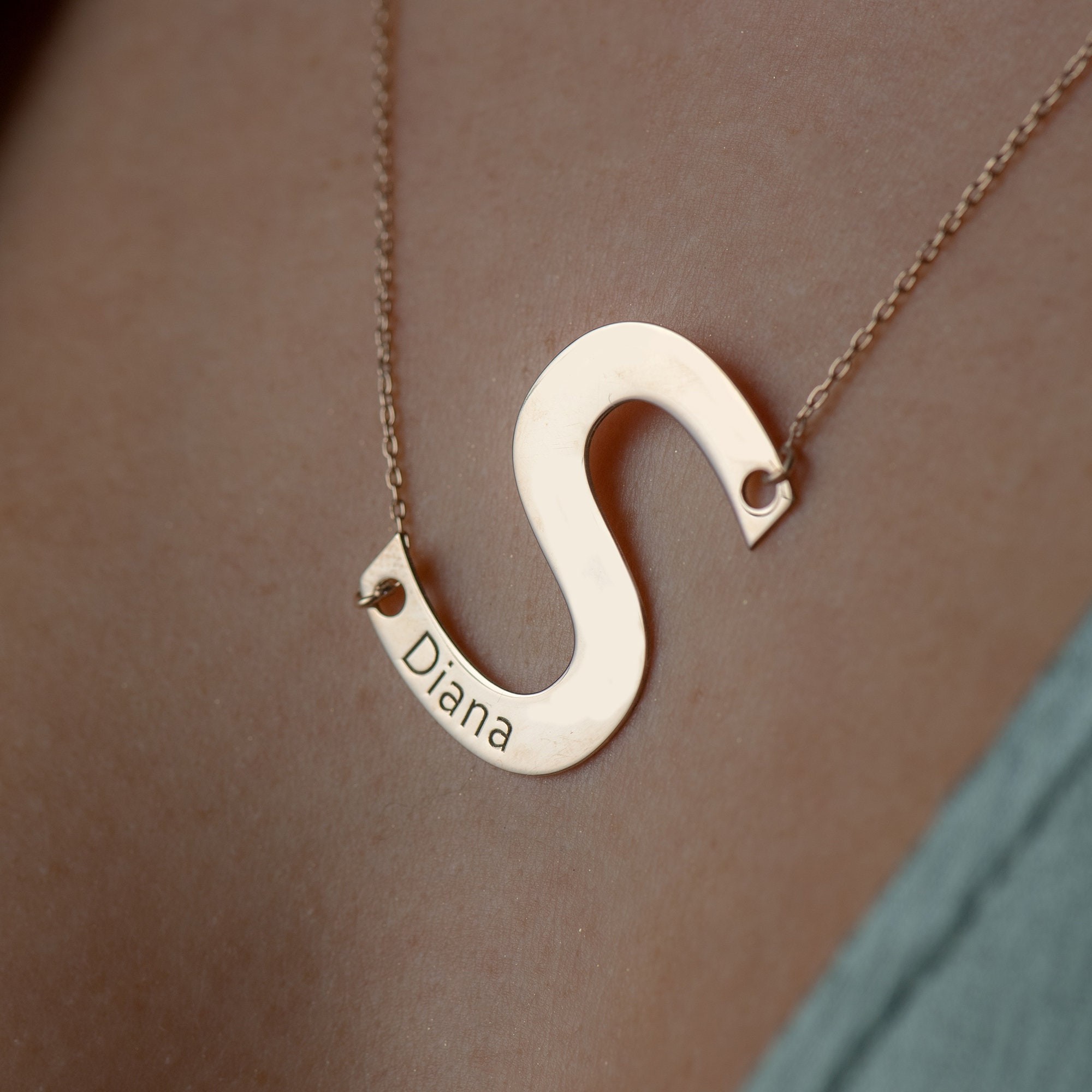 Gold Large Letter Necklace, Personalized Letter Necklace, Dainty Custom Jewelry, Gift for Her, Gold Initial Necklace, Modern Letter Necklace