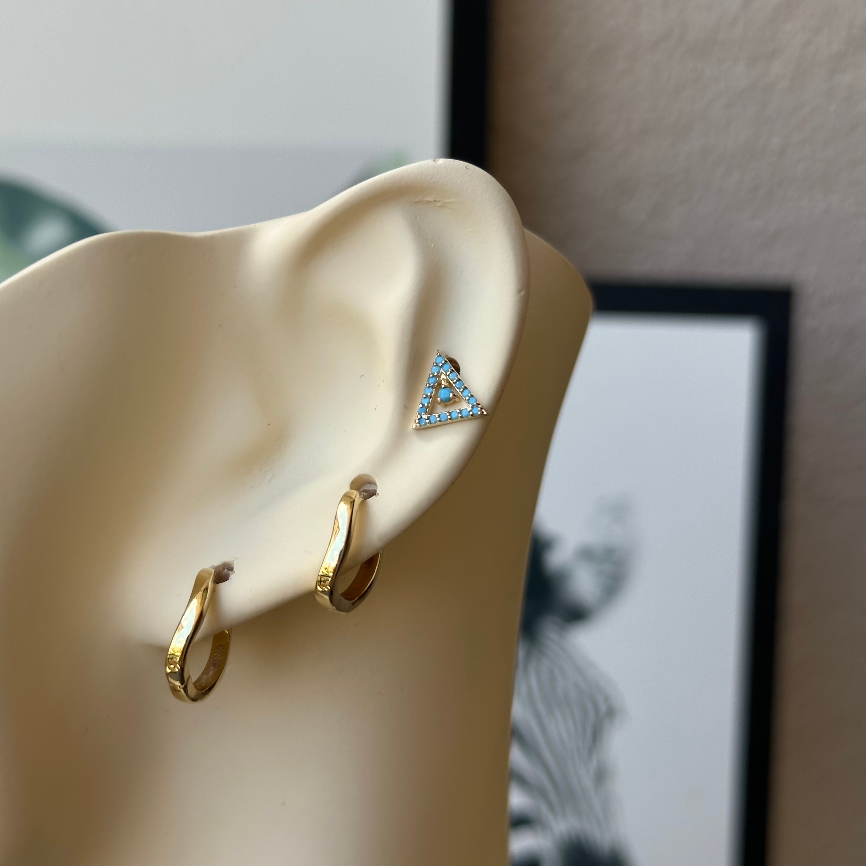 14K Gold Triangle Blue Stone