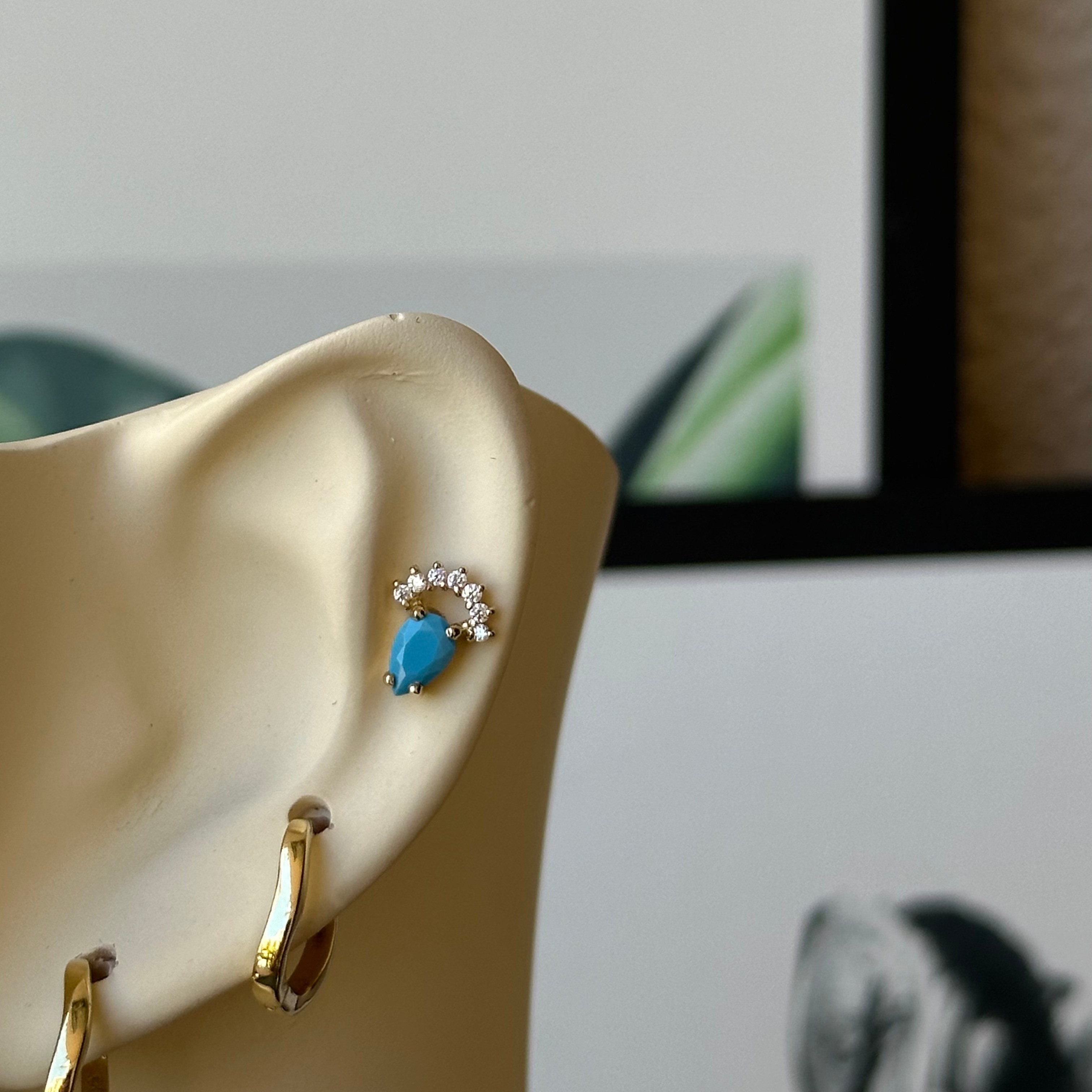 14K Gold Crown with stone