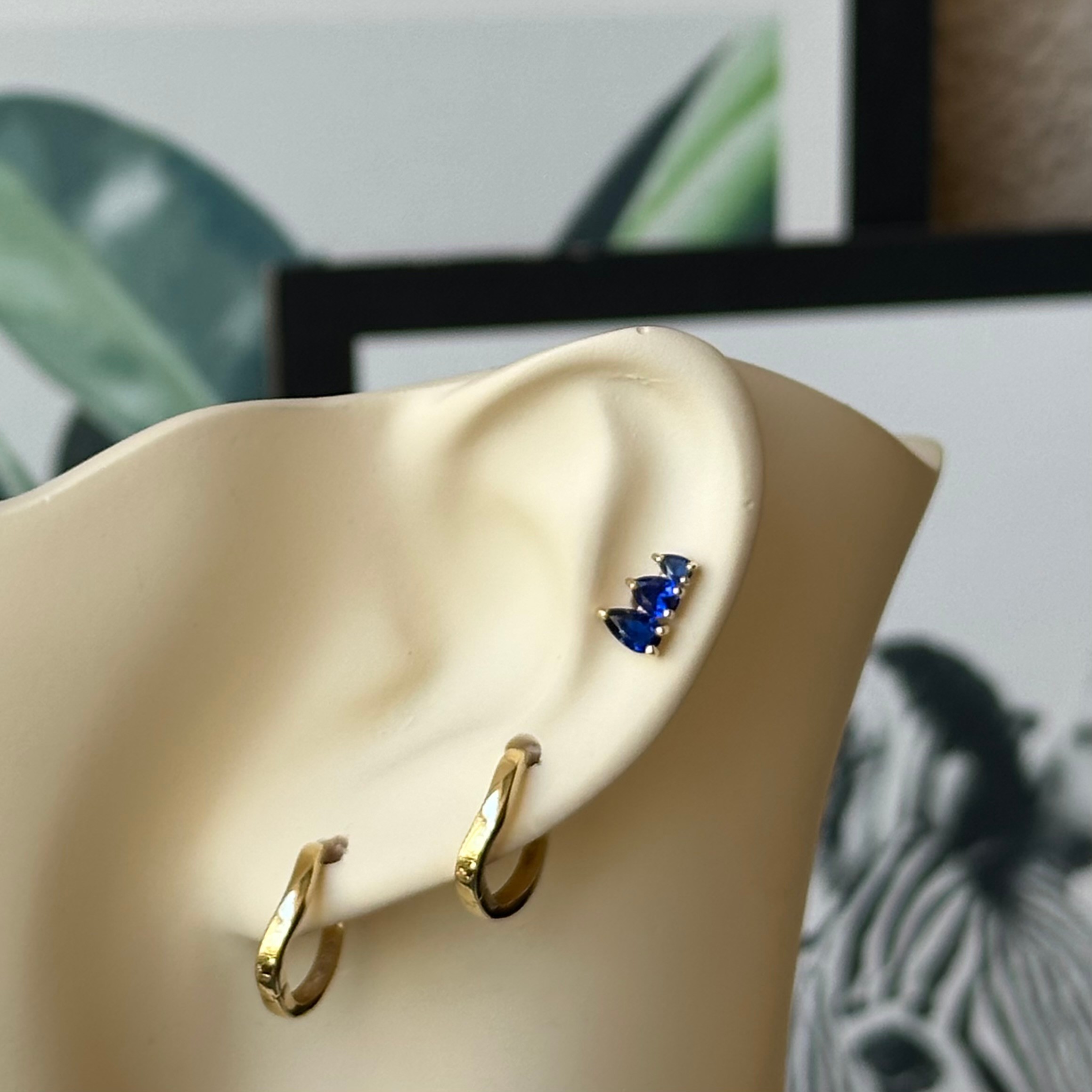 14K Gold Triple Marquise with stone