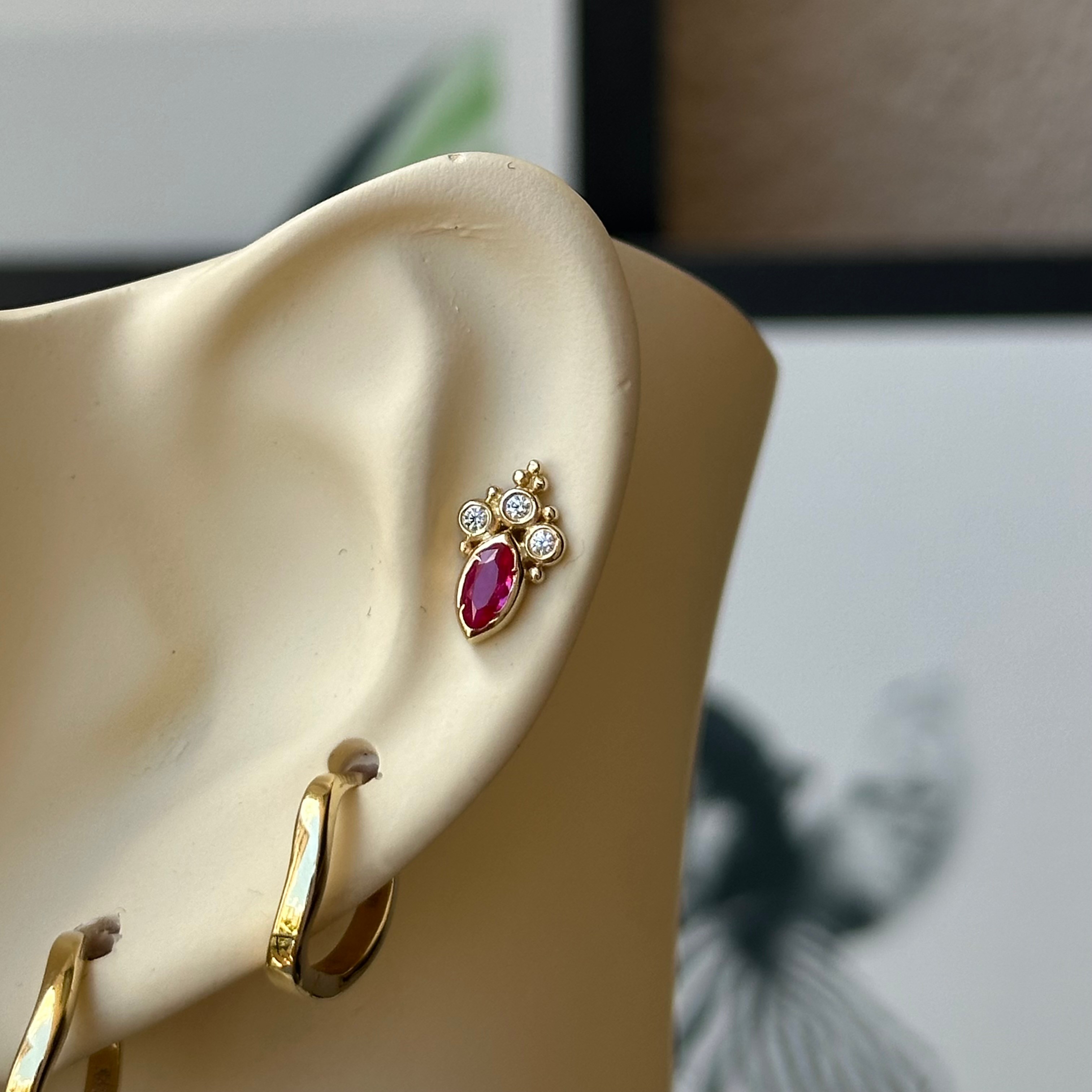 14K Gold Pink Stone