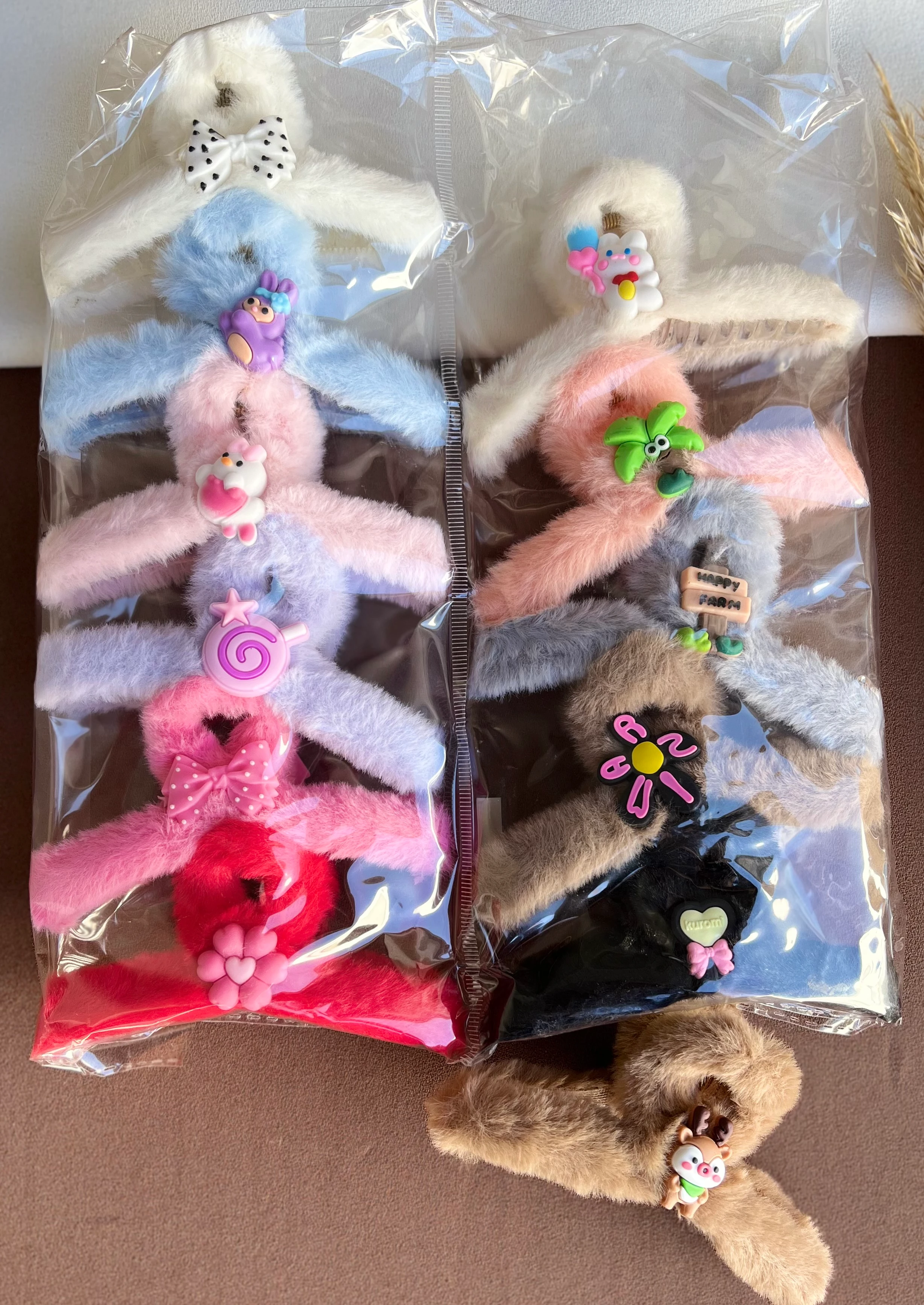 A7743 Tüylü Mandal Toka (12 adet)