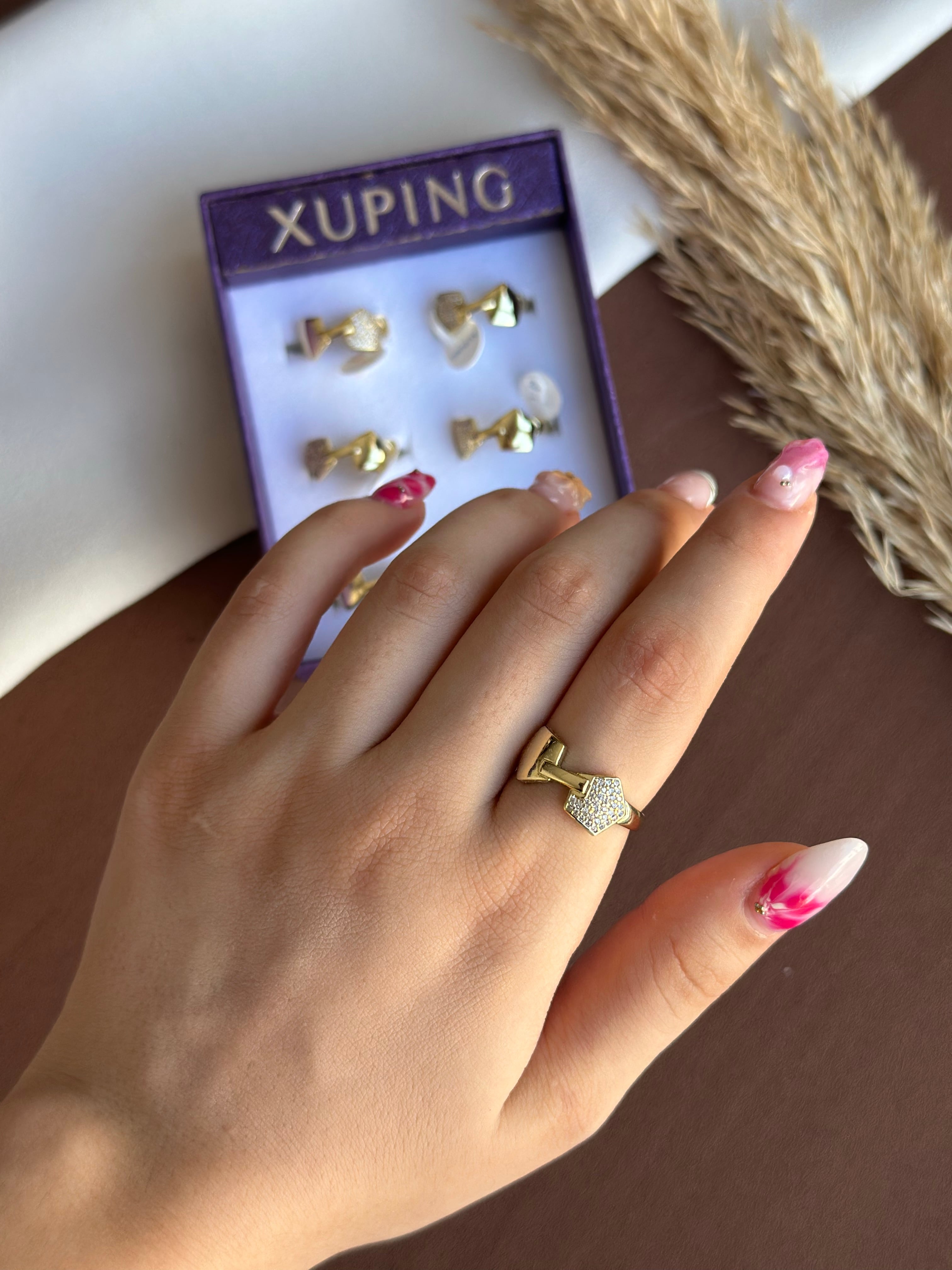 A6742 Xupıng Yüzük