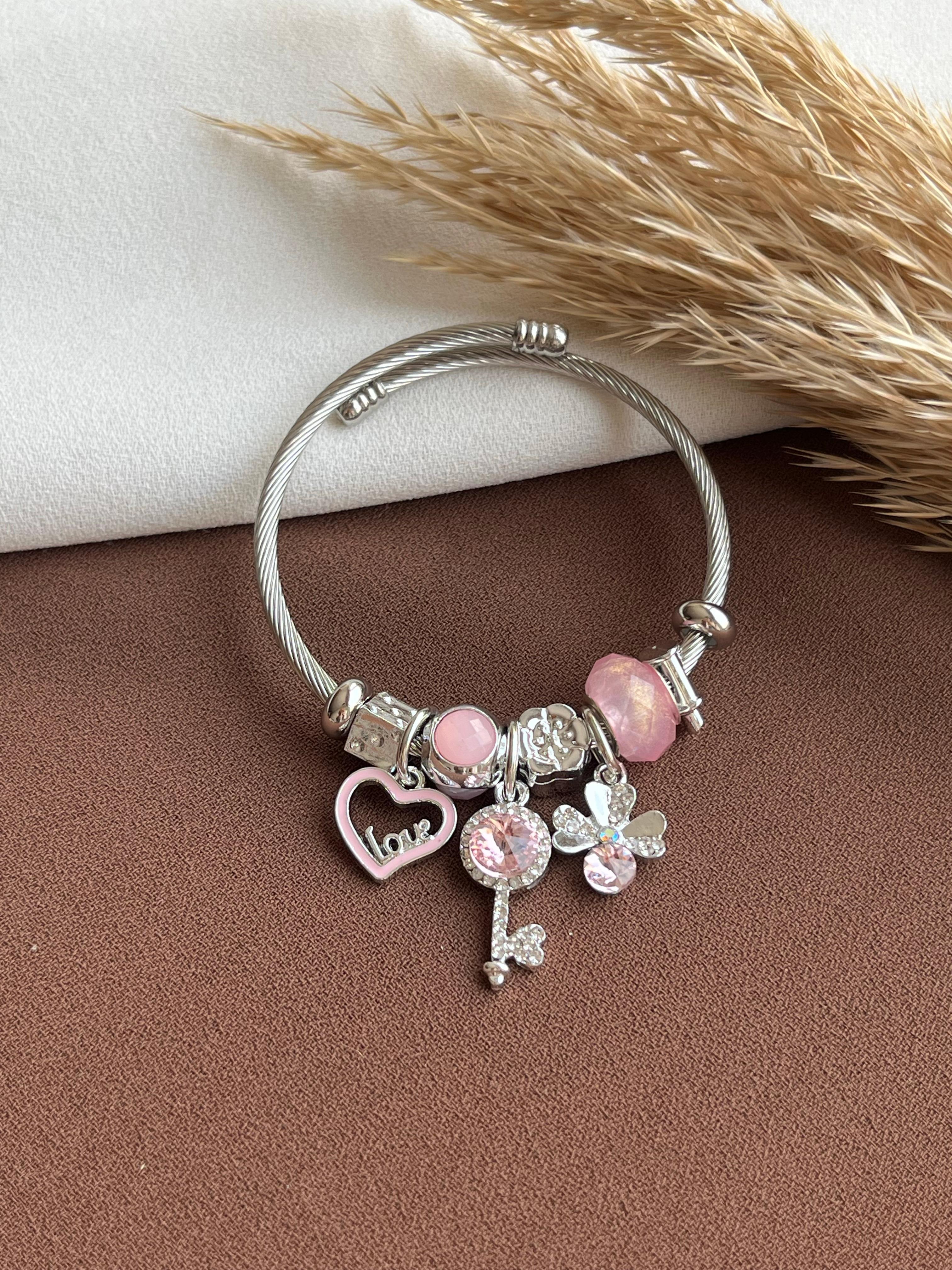 A5527 Pandora