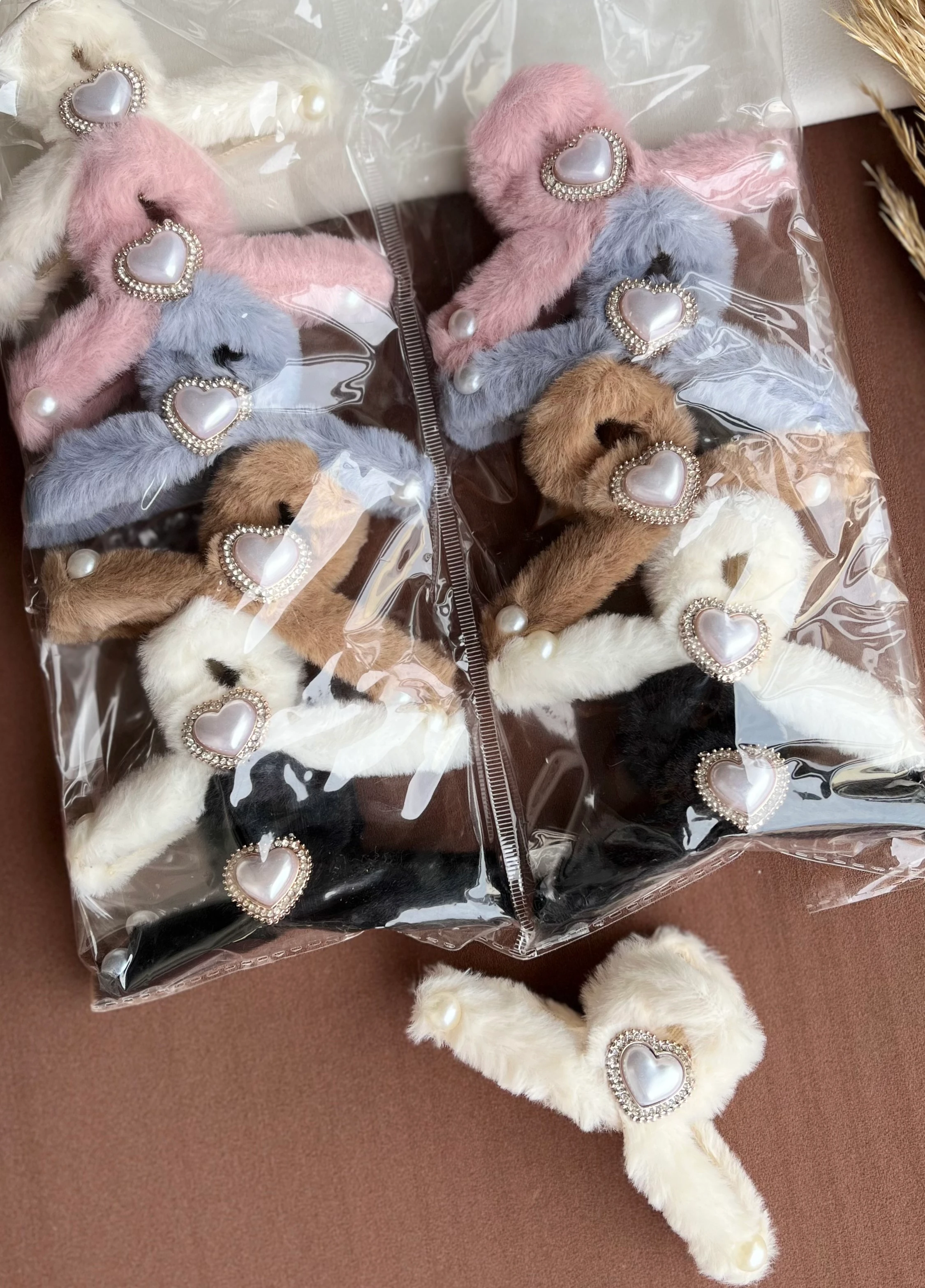 A4851 Figürlü Tüylü Mandal