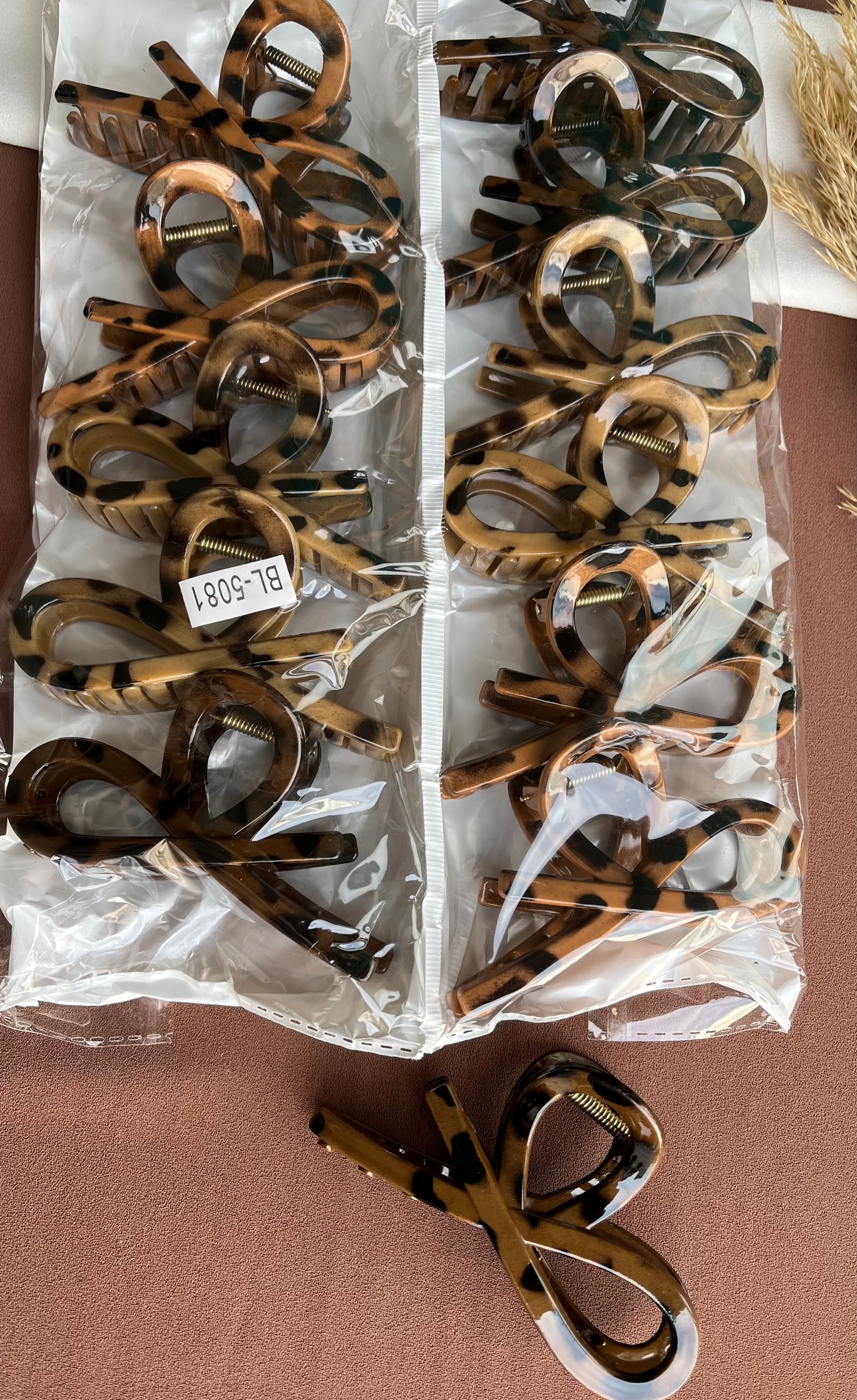 A7737 Leopar Desenli Mandal Toka (12’li)