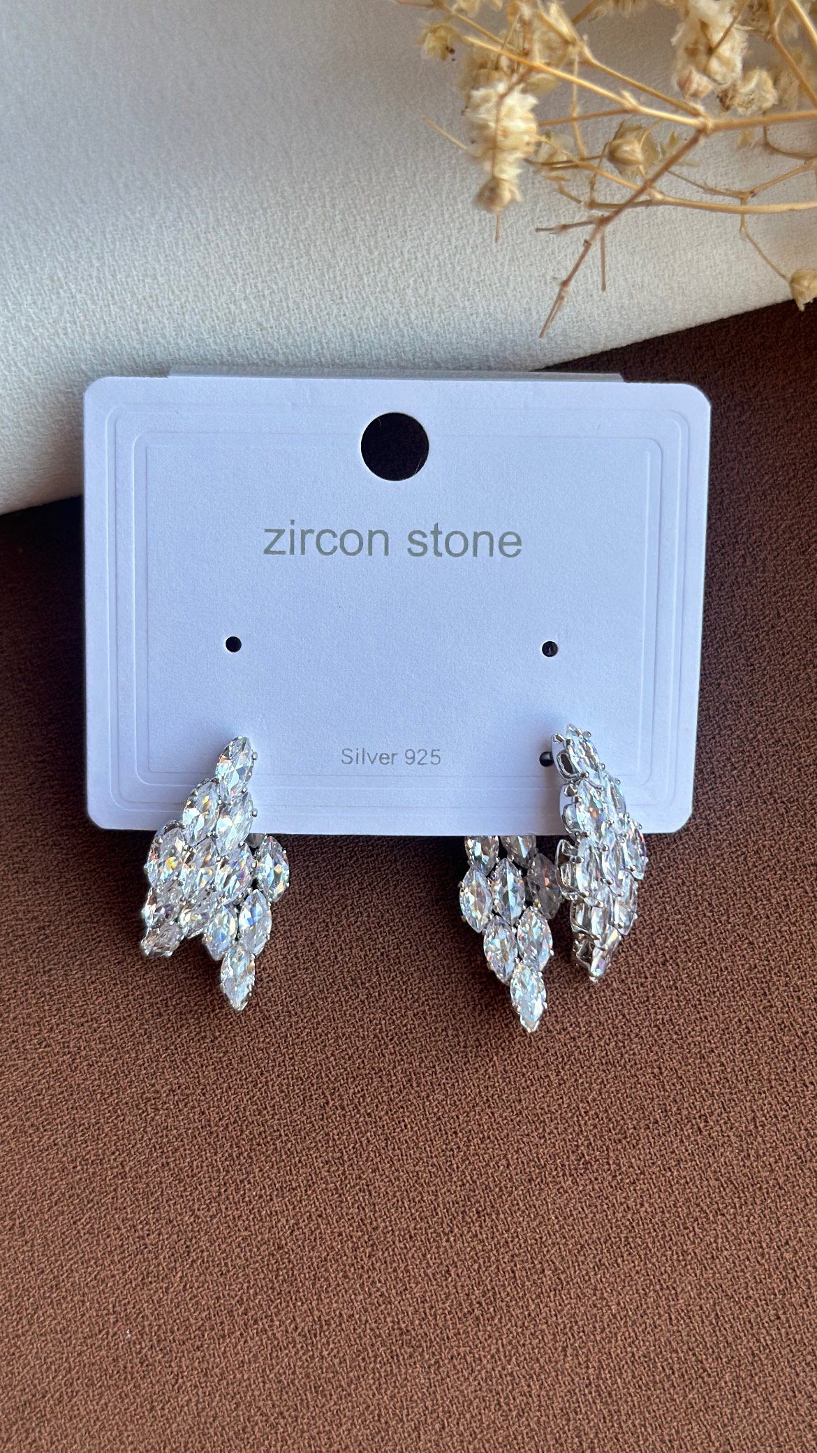 A2351 Zircon Küpe