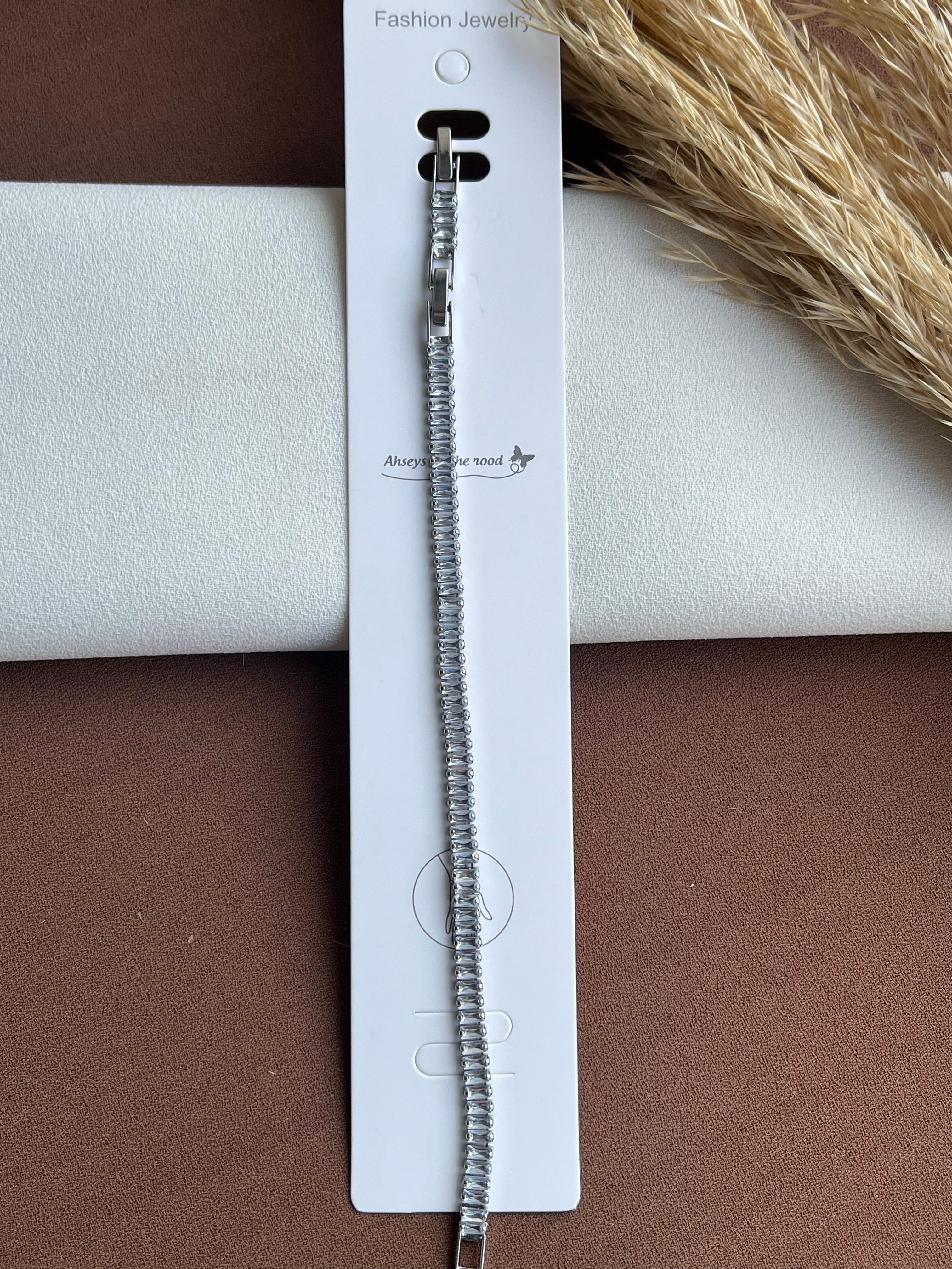 A5946 Çelik Bileklik  (Orta Boy)