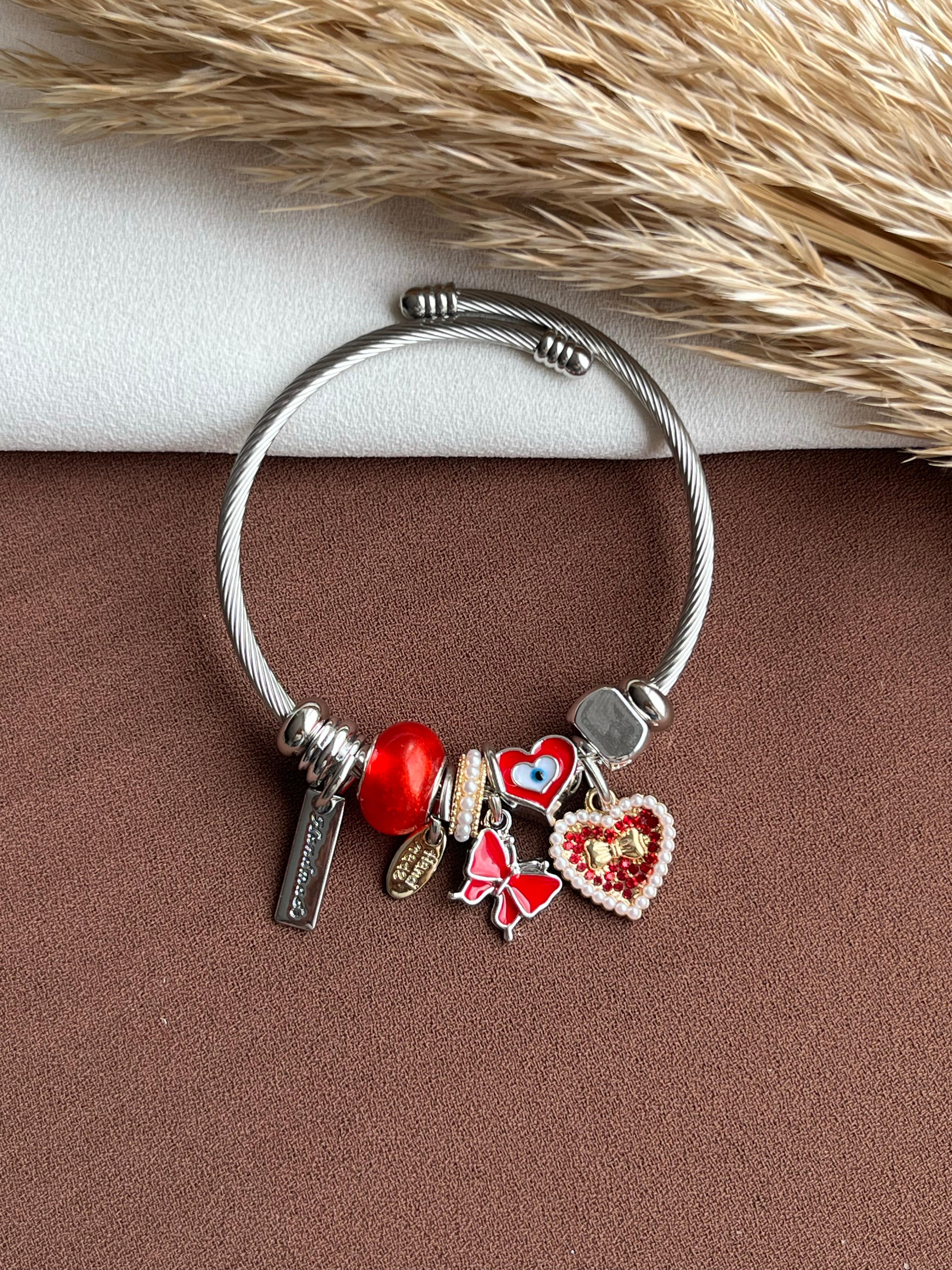 A5862 Pandora