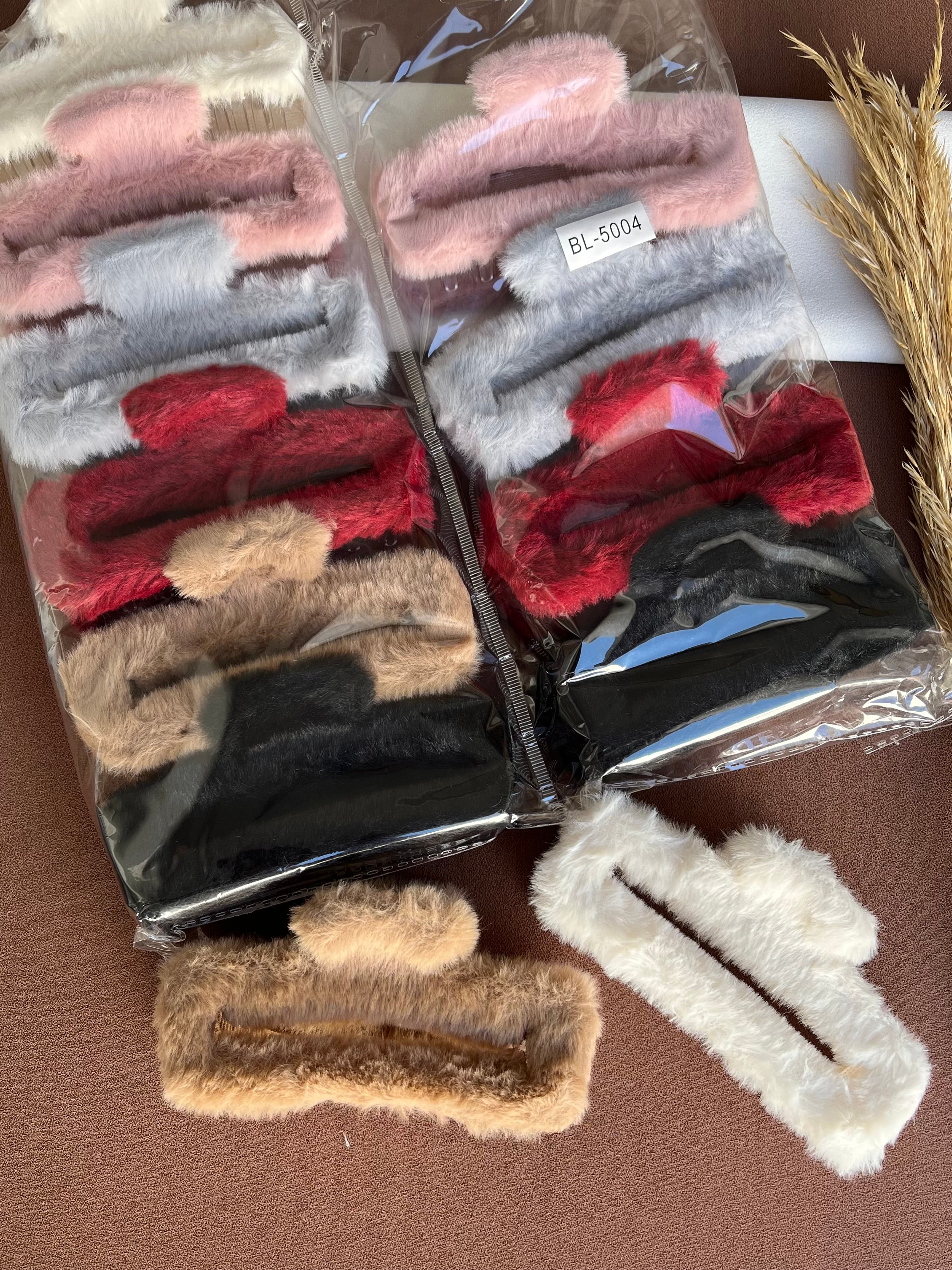 A7721 Büyük Boy Tüylü Mandal Toka (12 adet)