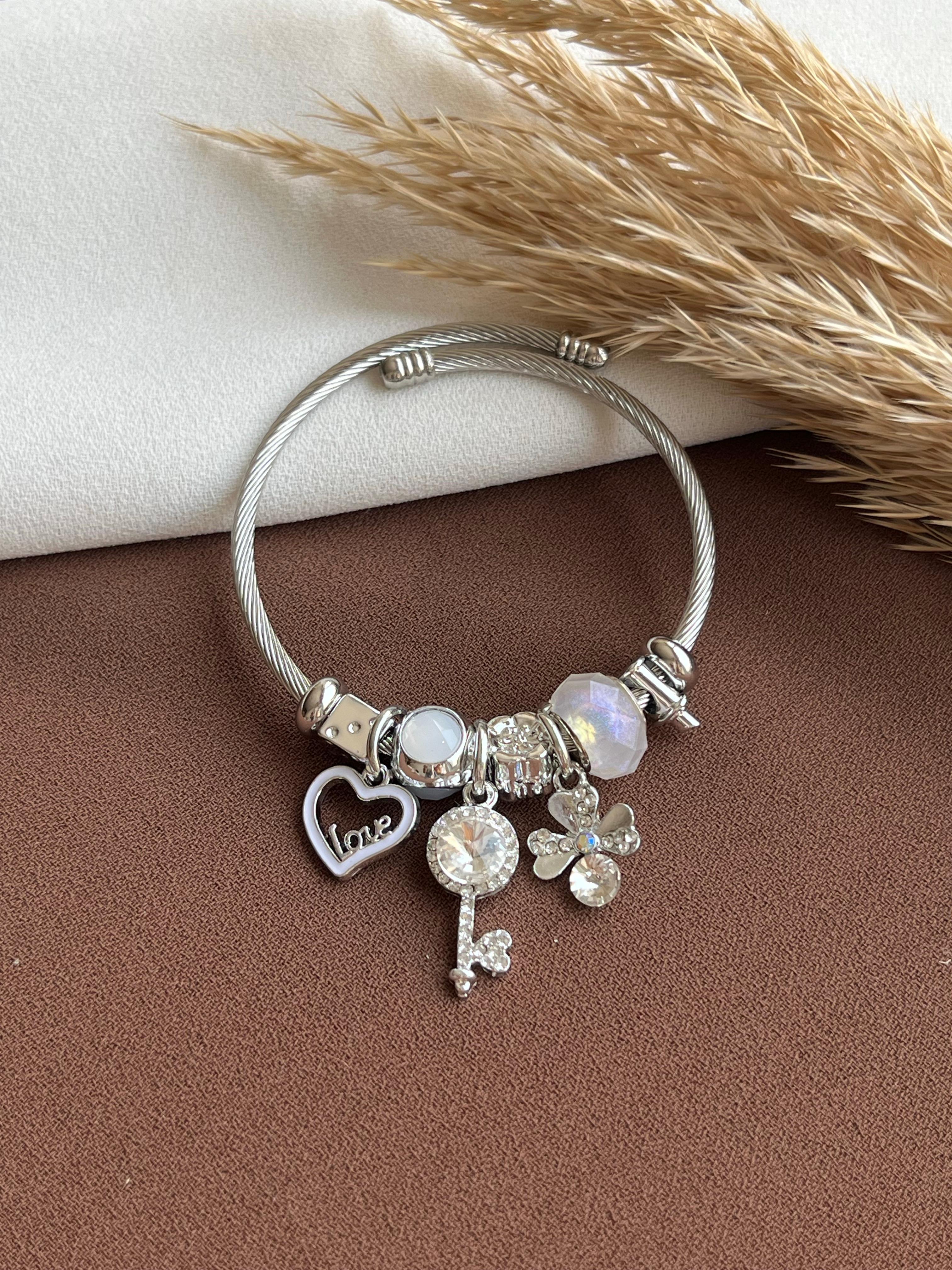 A5526 Pandora