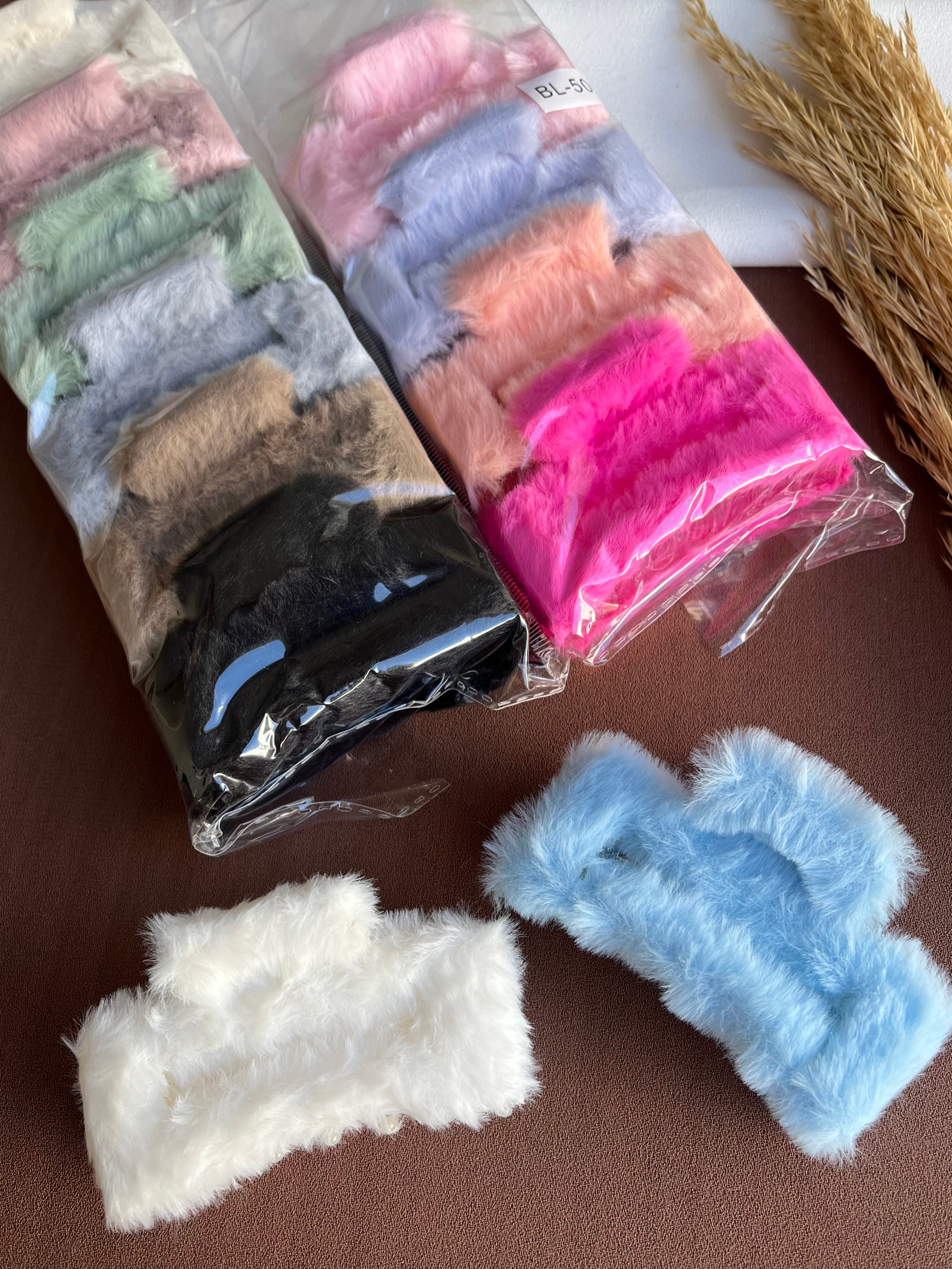 A7720 Tüylü Mandal Toka (12 adet)