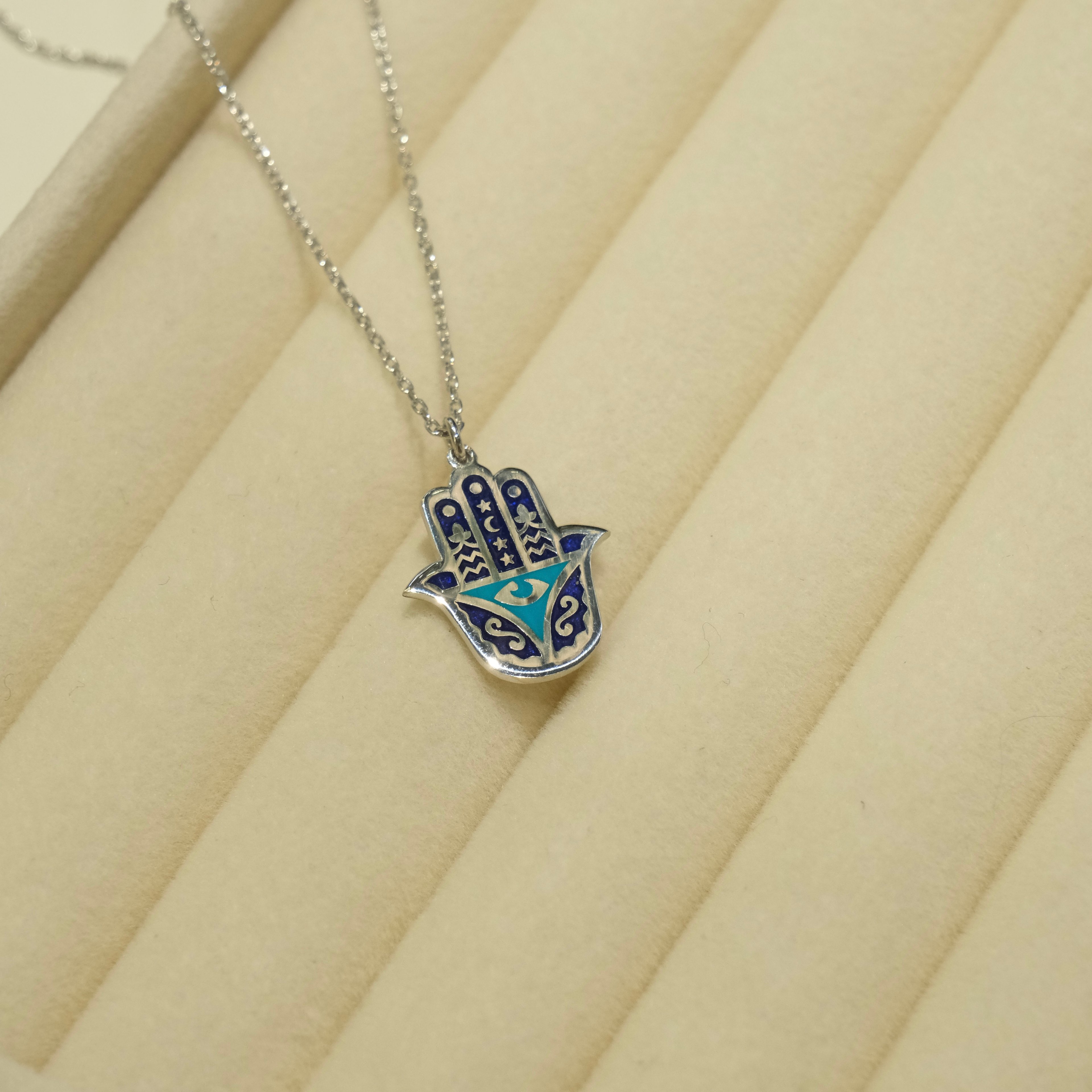 Hamsa D-blue Necklace