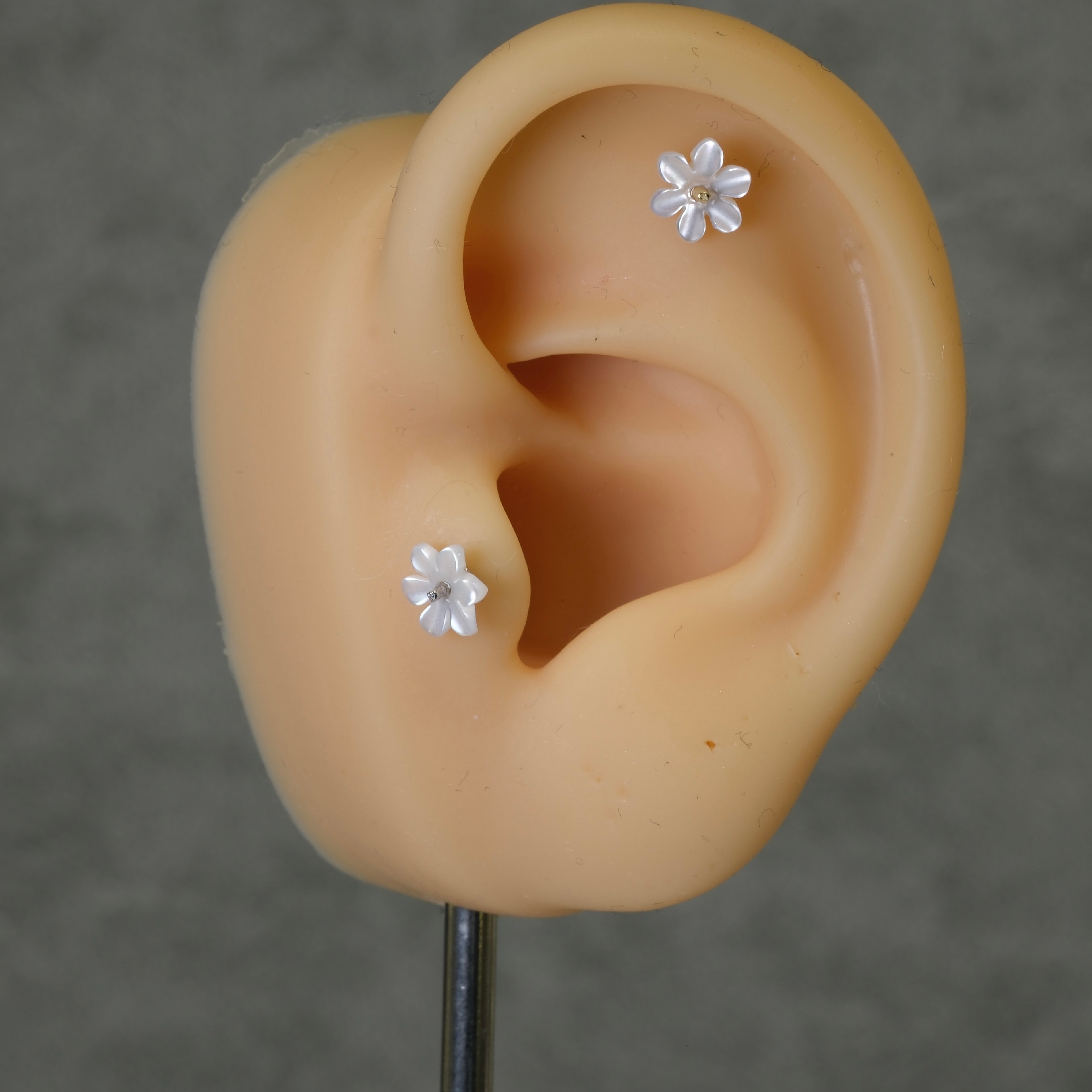 Flower Mother of Pearl Piercing