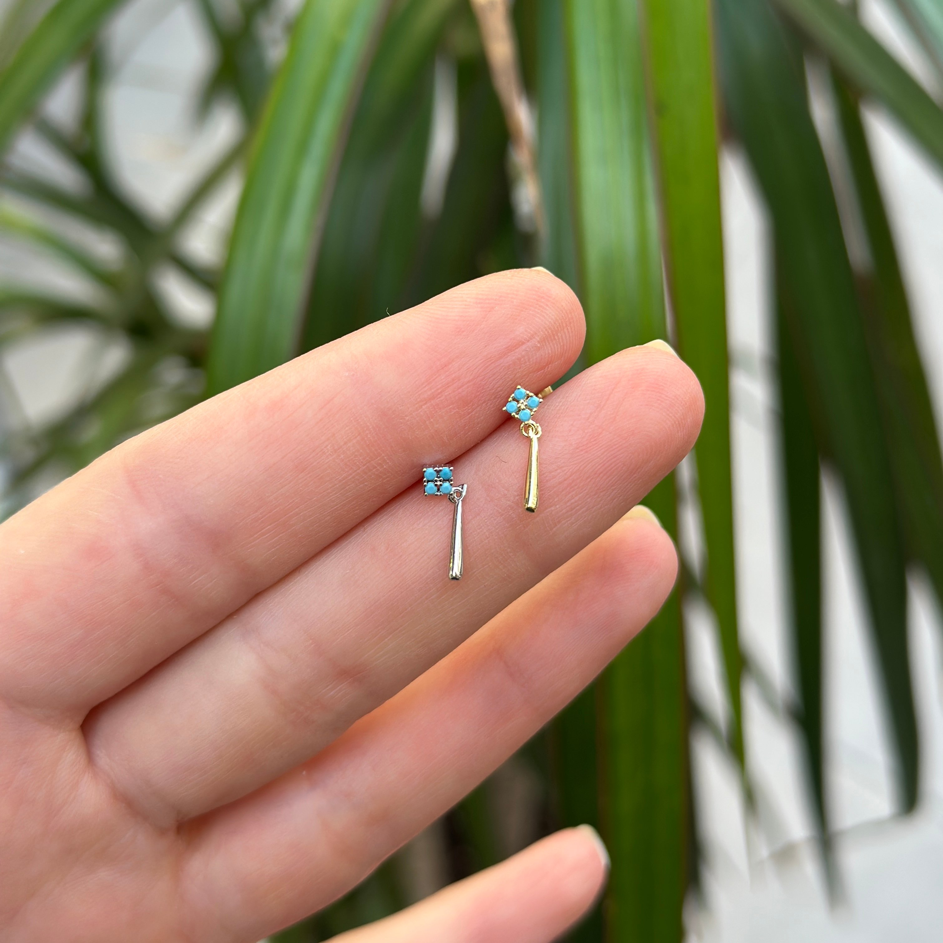 Blue Wobbly Piercing 