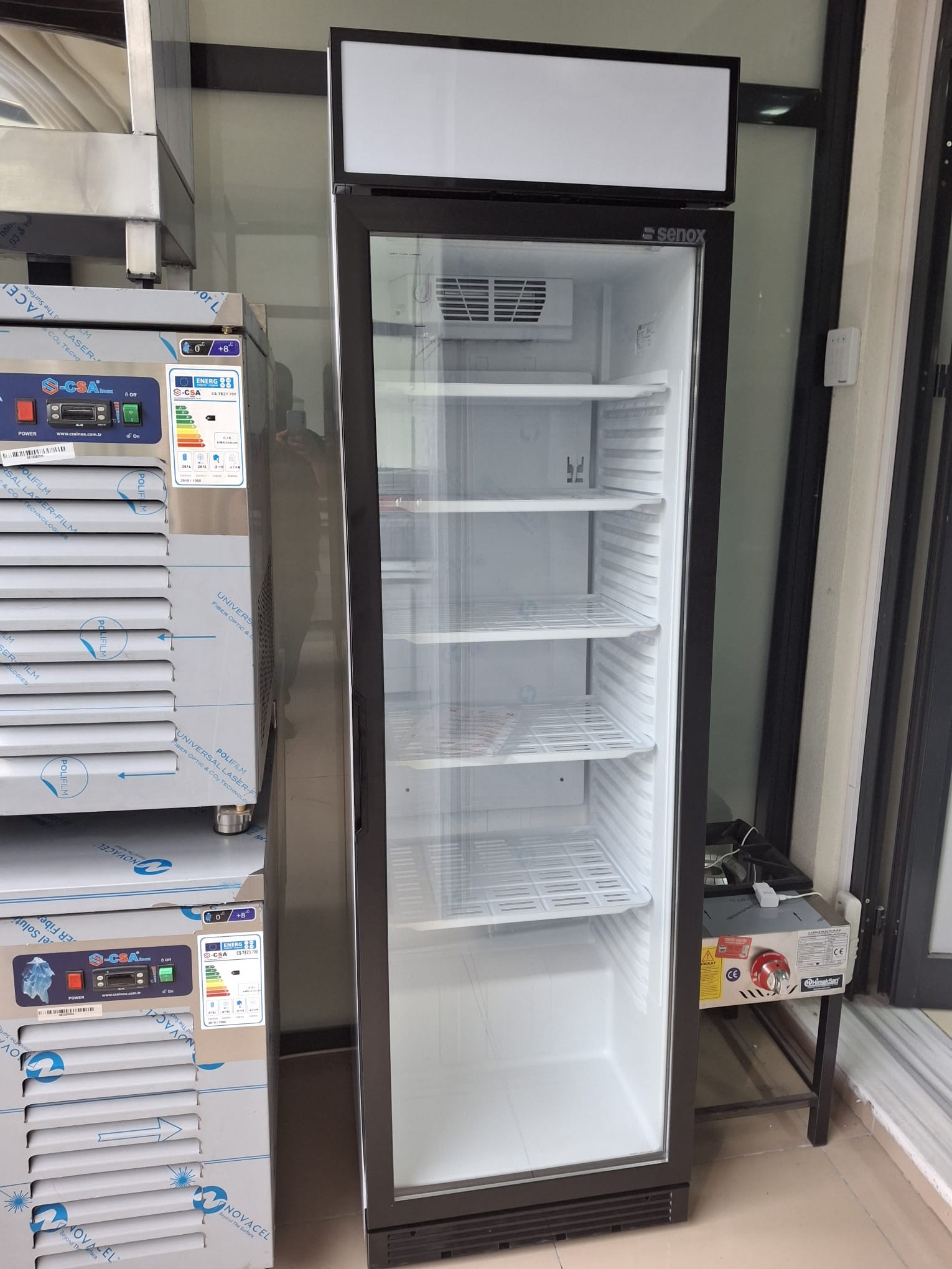 Senox Dik Tip İÇECEK DOLABI SDS-385 DC 1 CF