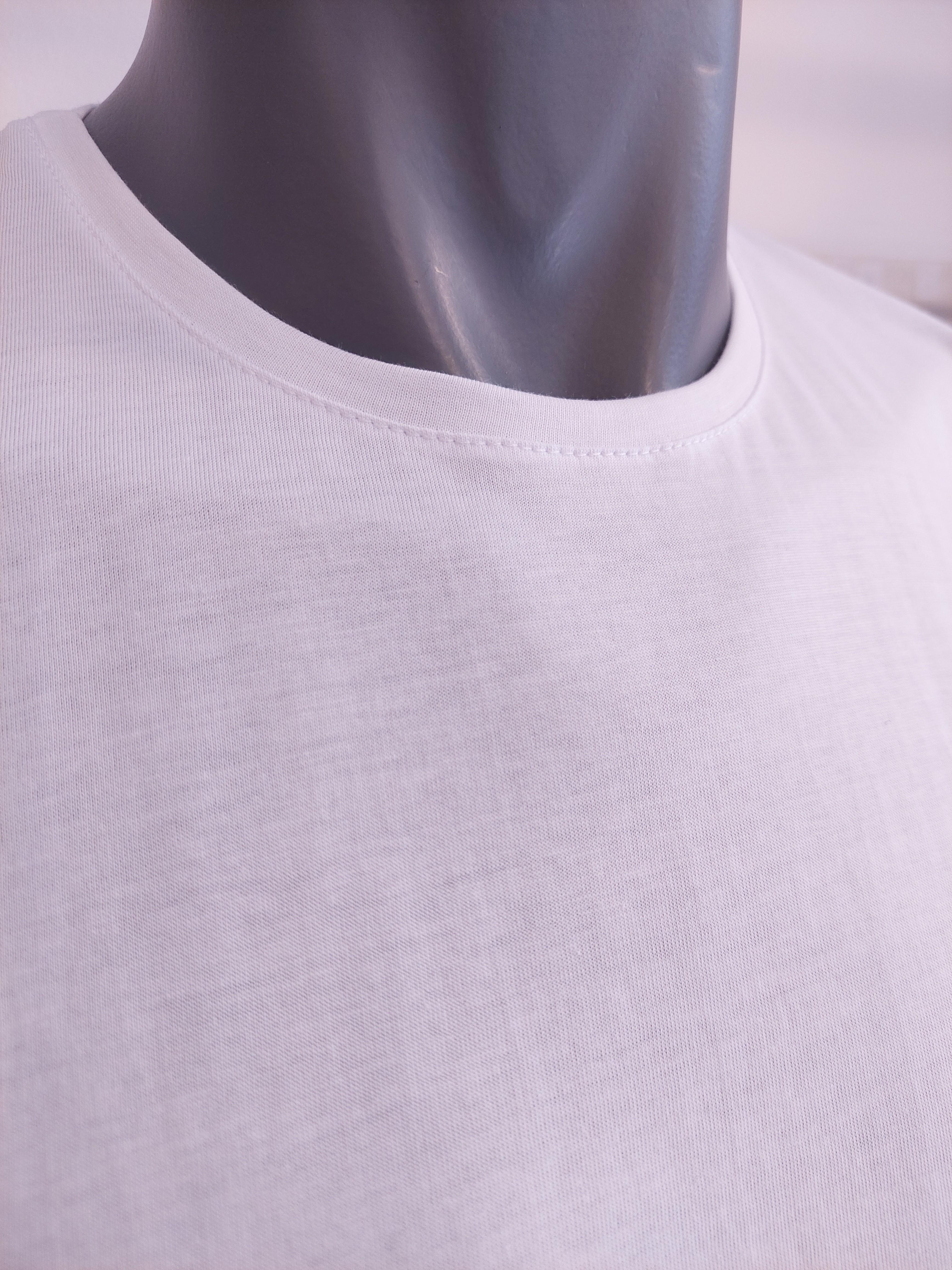 SIFIR YAKA PAMUKLU T-SHIRT