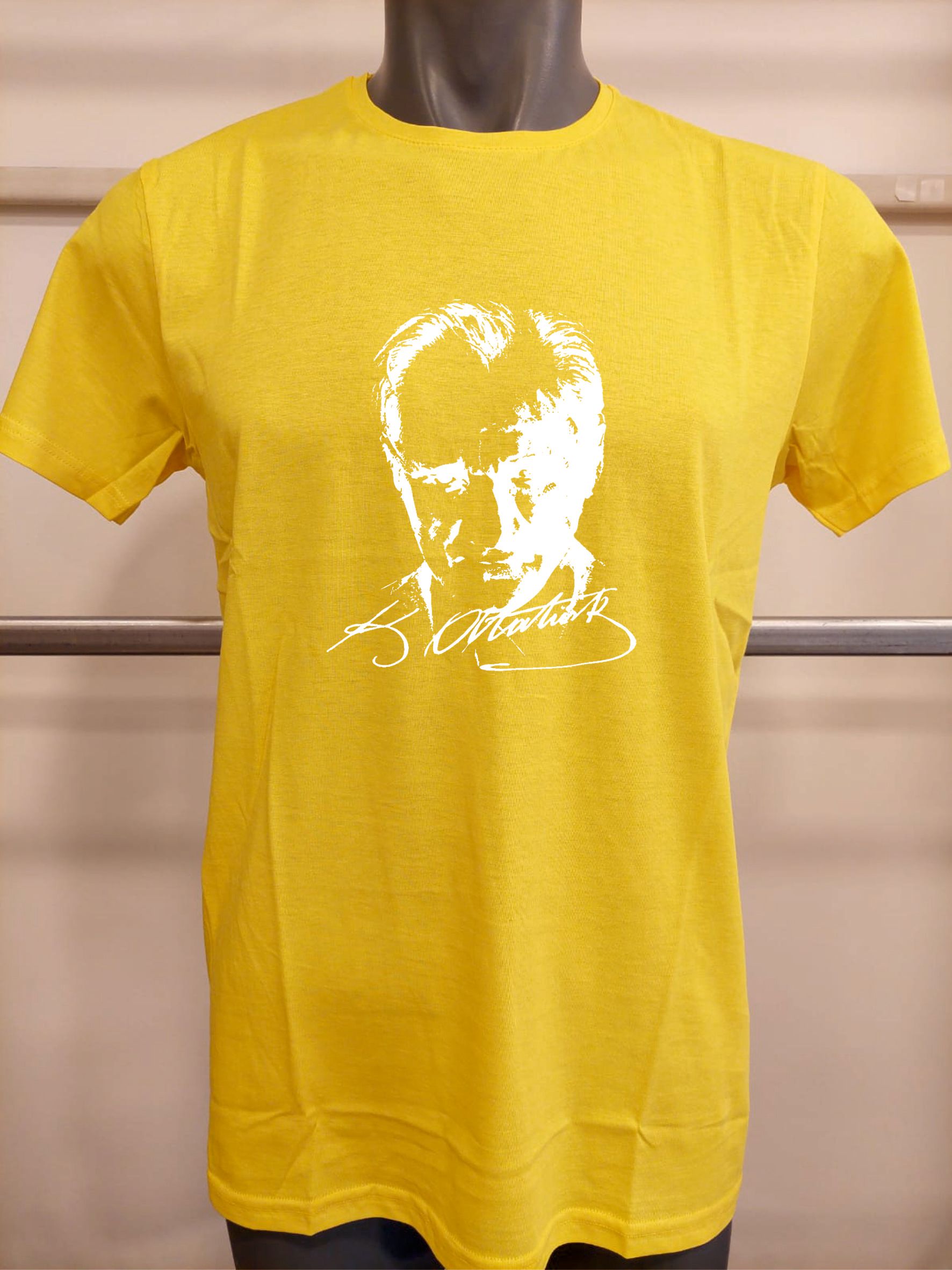 BASKILI T-SHIRT-Atatürk - Sarı
