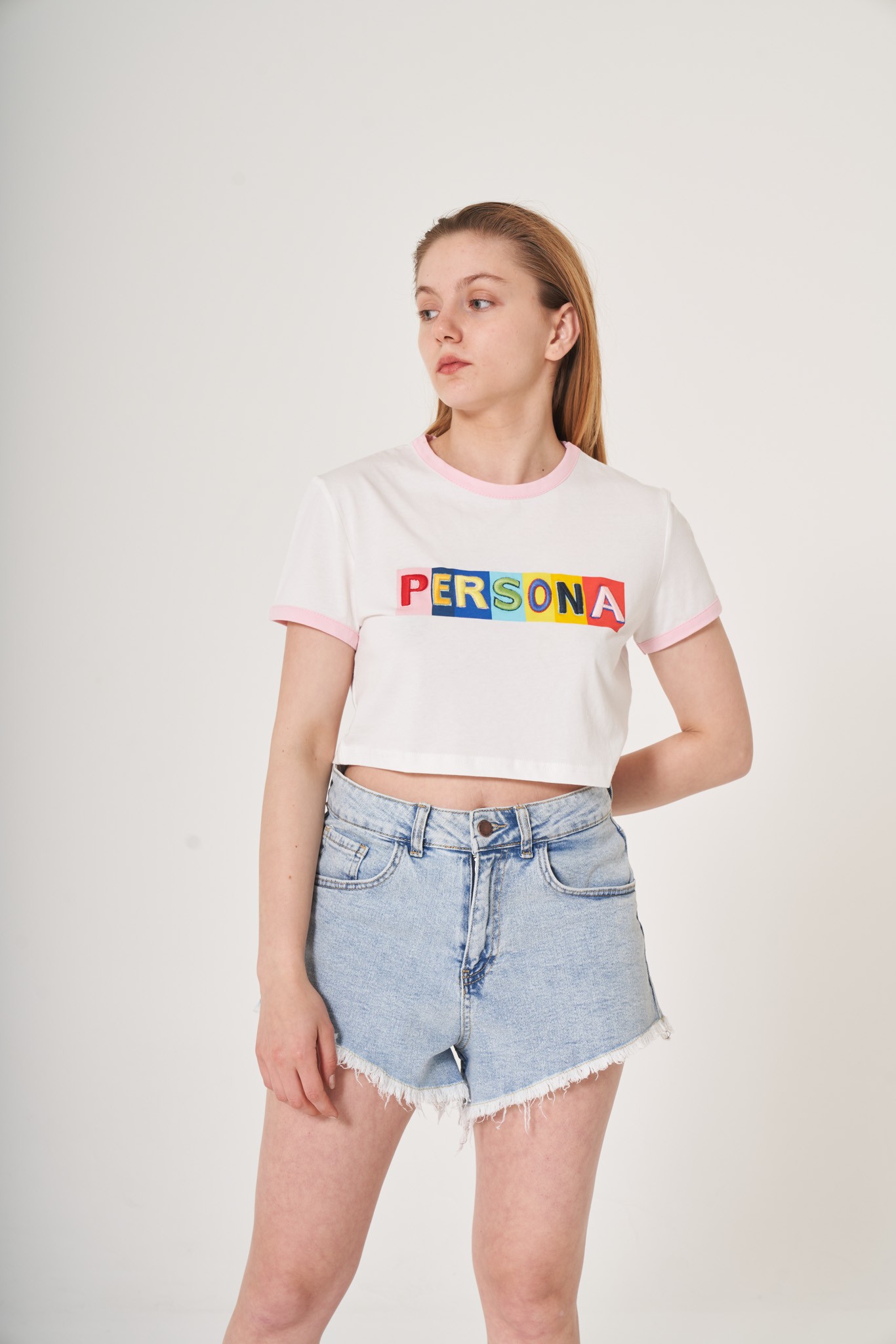 Renkli Baskılı T-shirt Persona