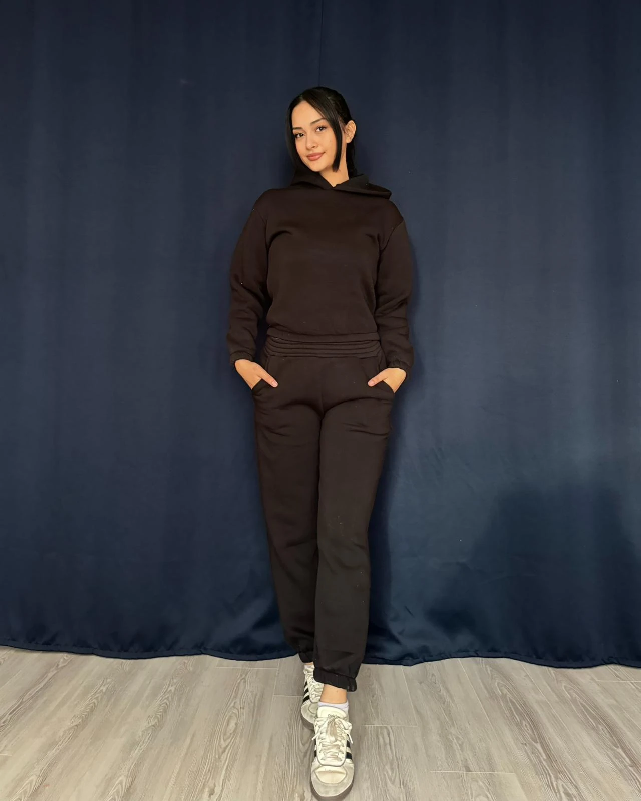 ÜÇ İPLİK ŞARDONLU EŞOFMAN TAKIM