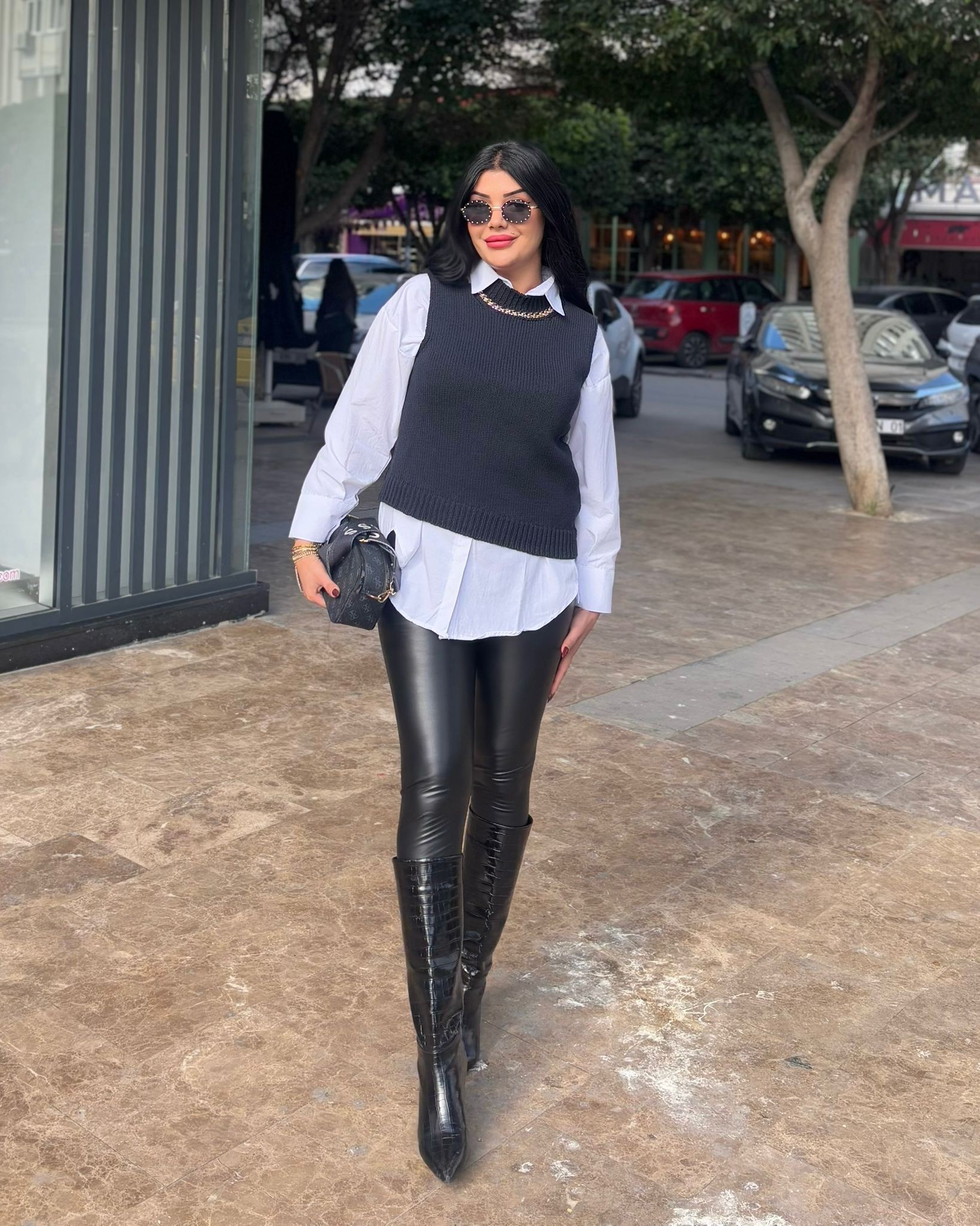 ZİNCİRLİ TRİKO SÜVETER