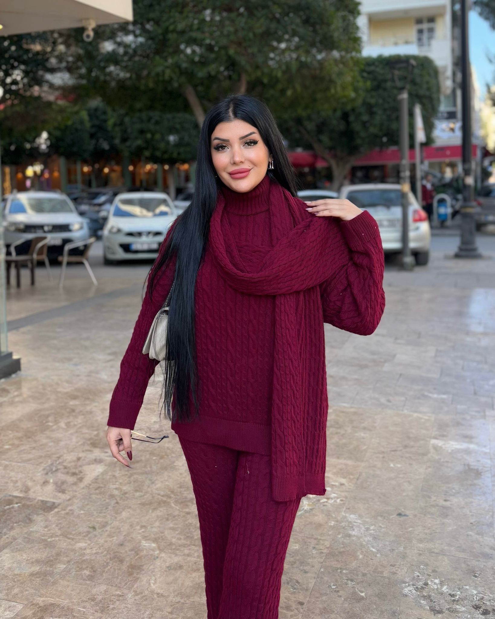 ATKILI SAÇ ÖRGÜ TRİKO TAKIM