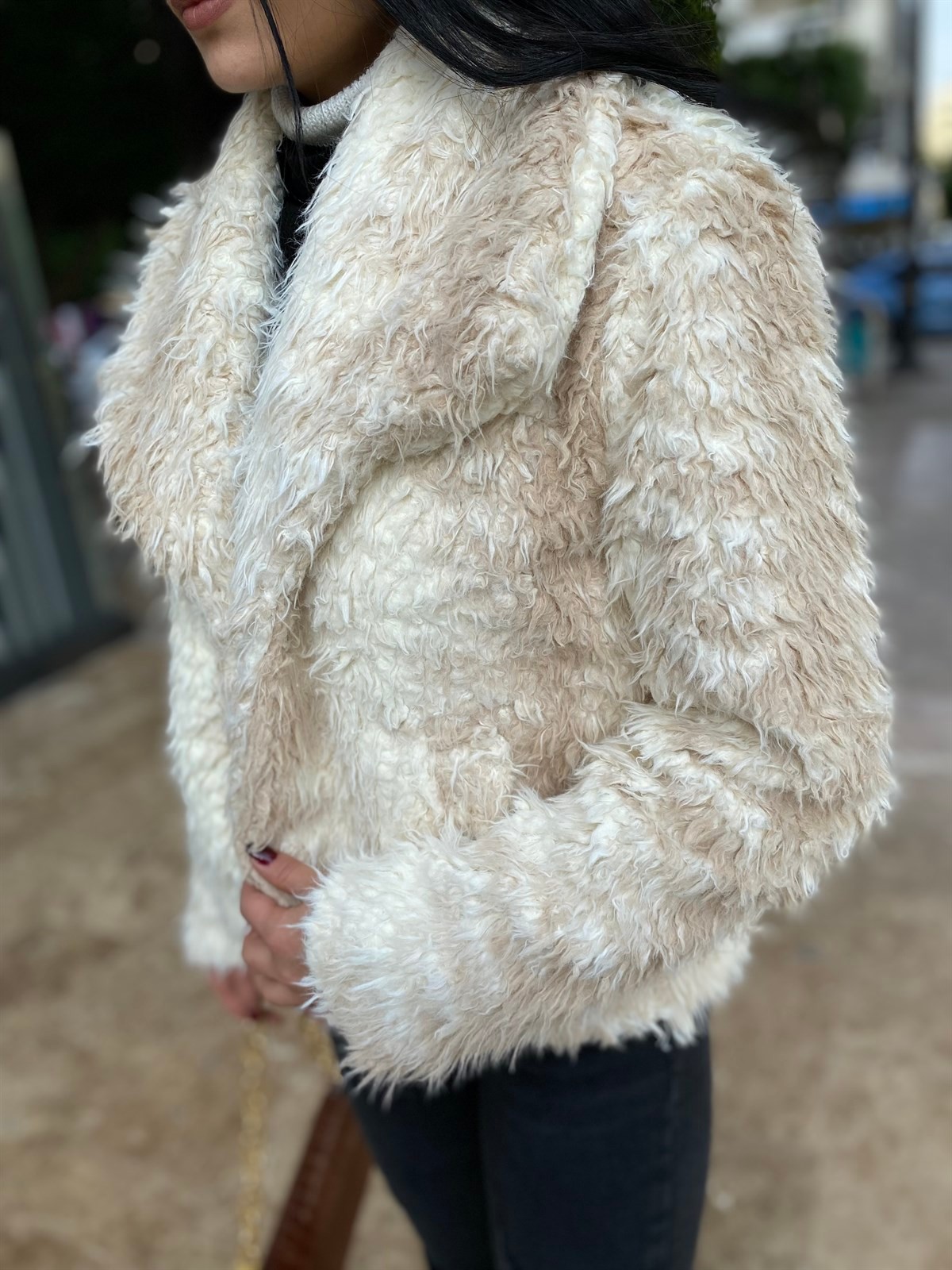 Krem Rengi Şal Yaka Peluş Ceket