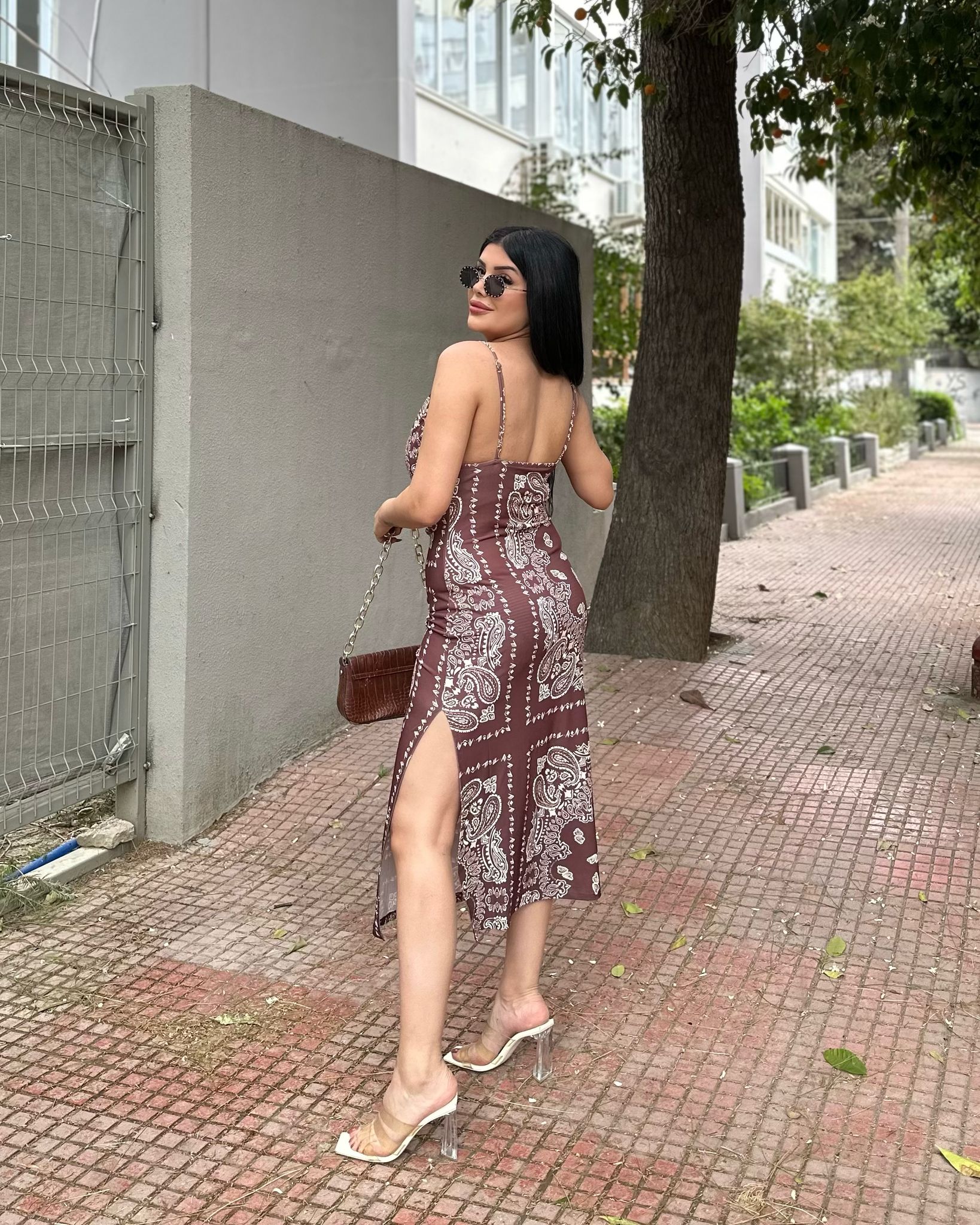 DEGAJE YAKA KAHVE ELBİSE