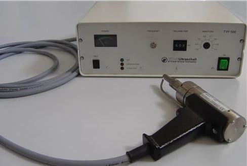 ULTRASONIC TAVUK KAFES GÜBRE BANDI KAYNAK MAKİNASI
