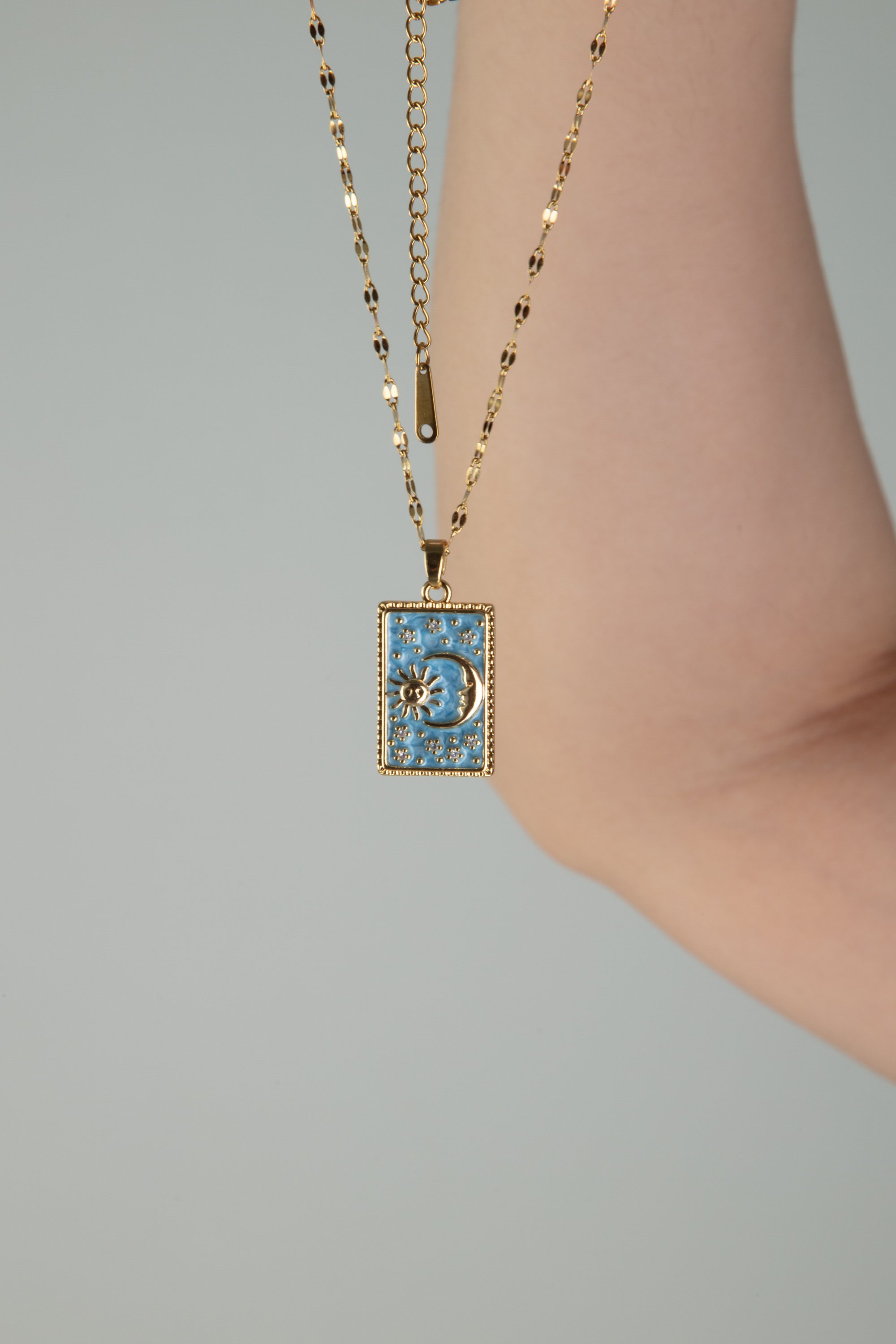 Sky Blue Tarot Kolye