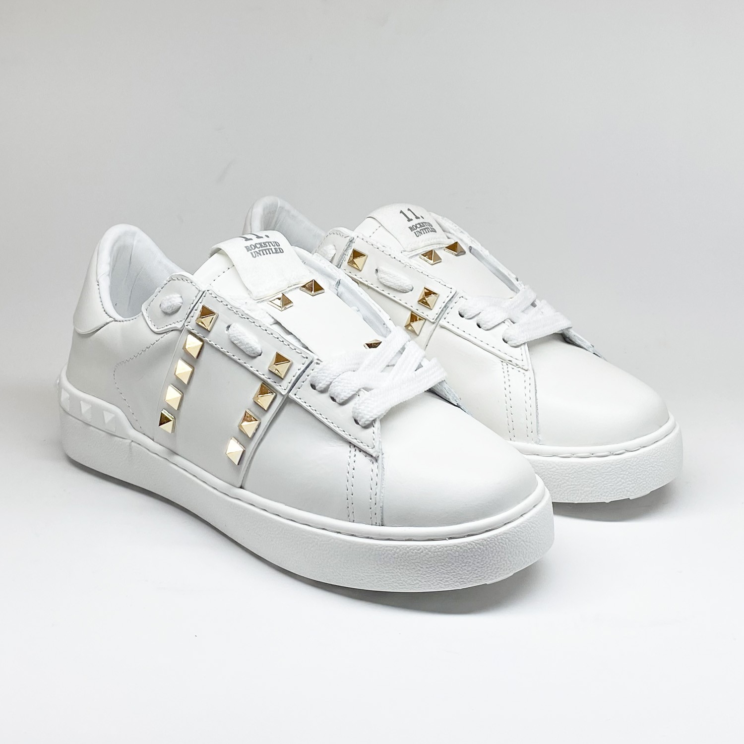 Troklu Beyaz Sneaker