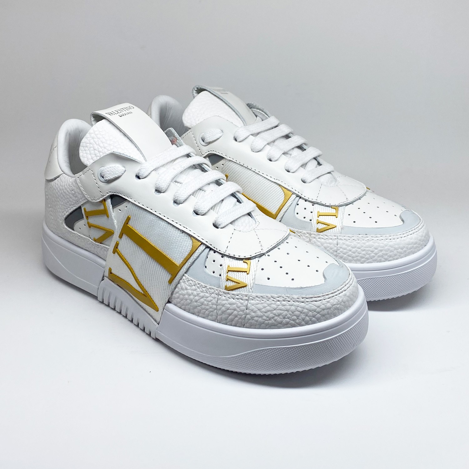 Şerit Detaylı Beyaz Sneaker
