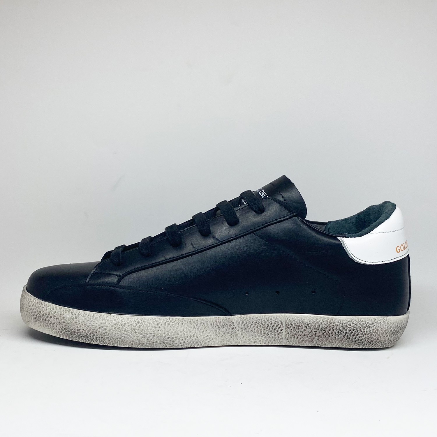 Siyah Deri Beyaz Yıldız Detaylı Erkek Sneaker
