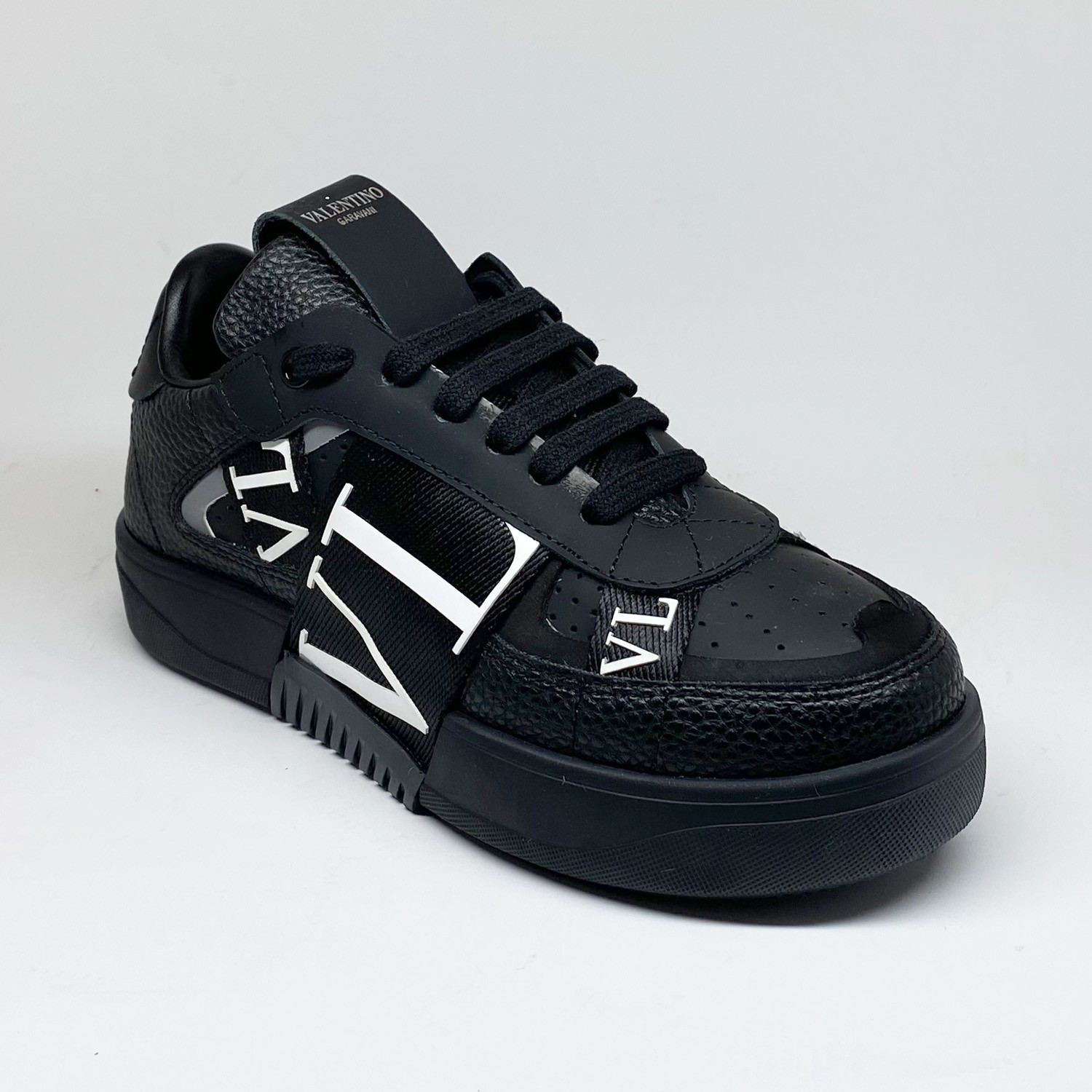 Şerit Detaylı Siyah Sneaker