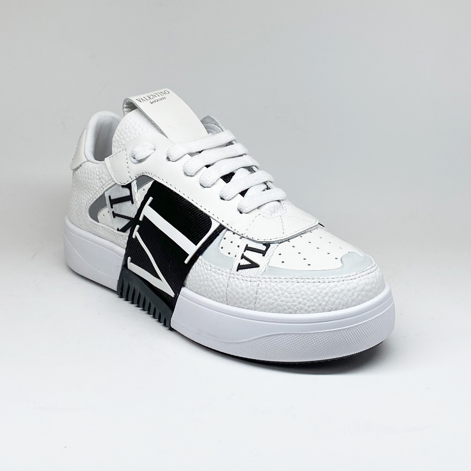 Şerit Detaylı Beyaz Sneaker