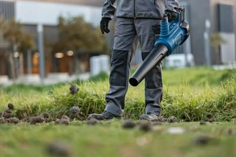 Bosch GBL 18V-750 Aküsüz Üfleme Makinesi