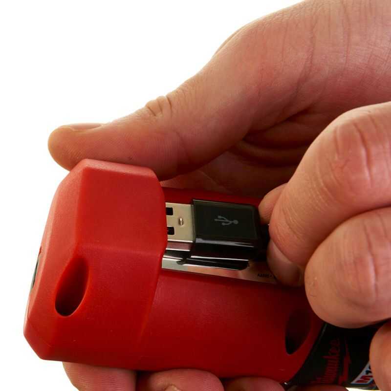 M12 Akü İçin Usb Yuvası