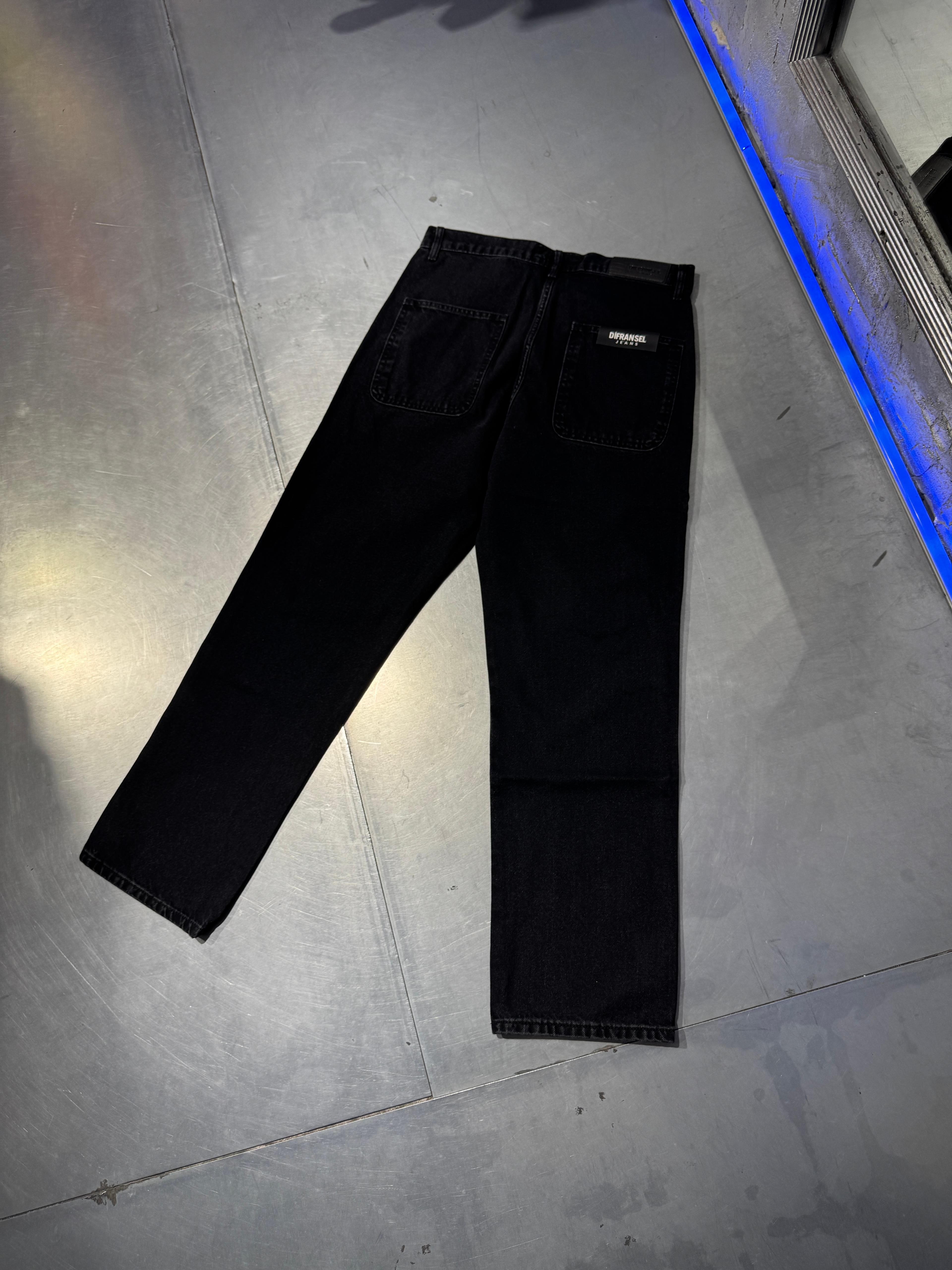 Loose Fit Paul Efectli Jean