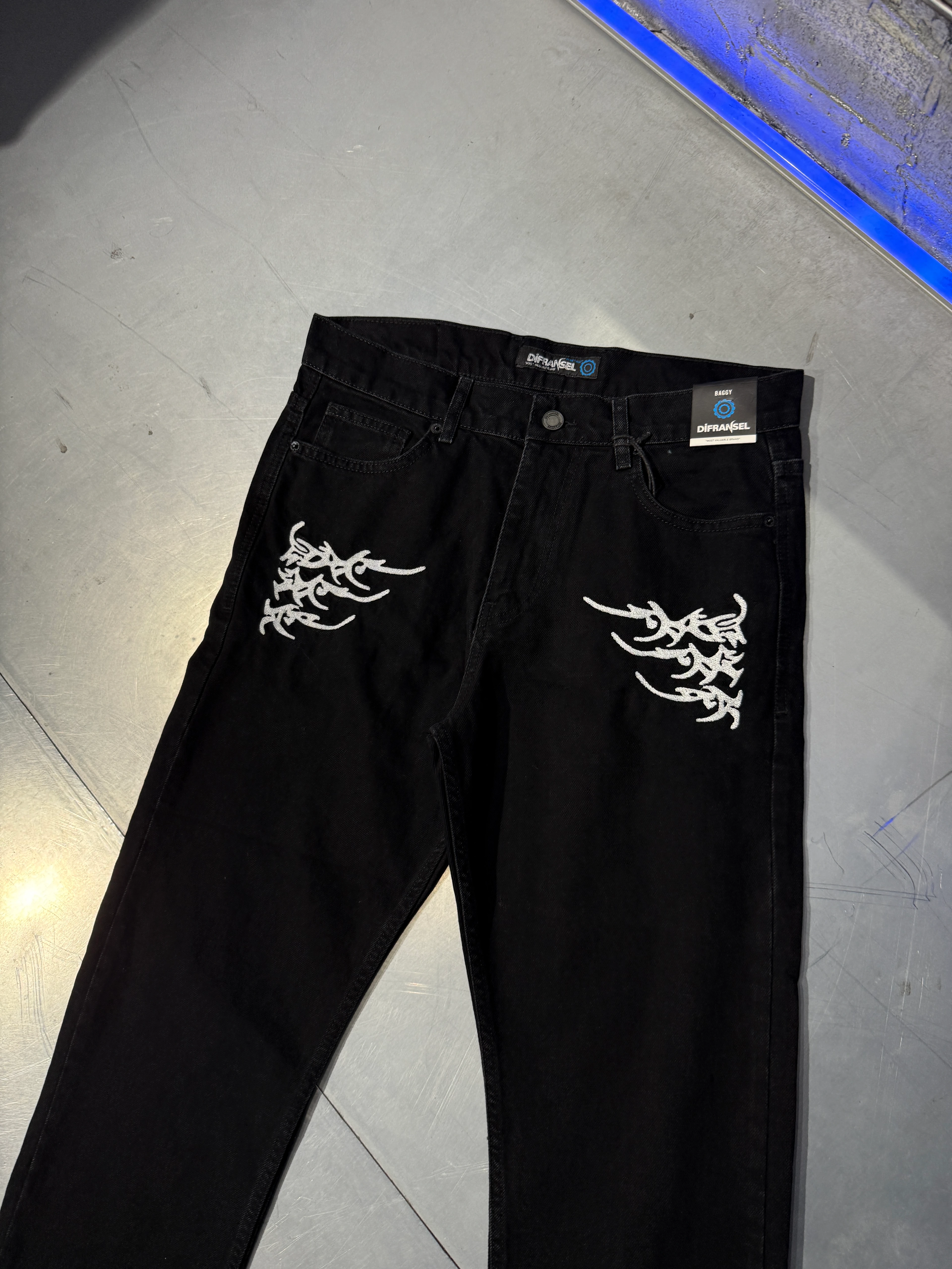 Flame Tribal Loose Fit Jean