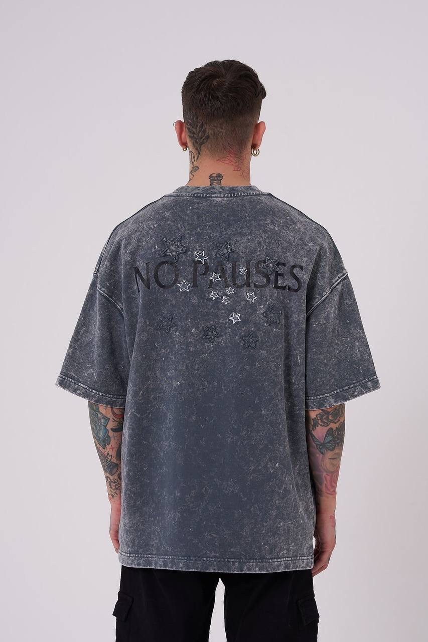 No Pouses Baskılı Oversize Tişört Ghost