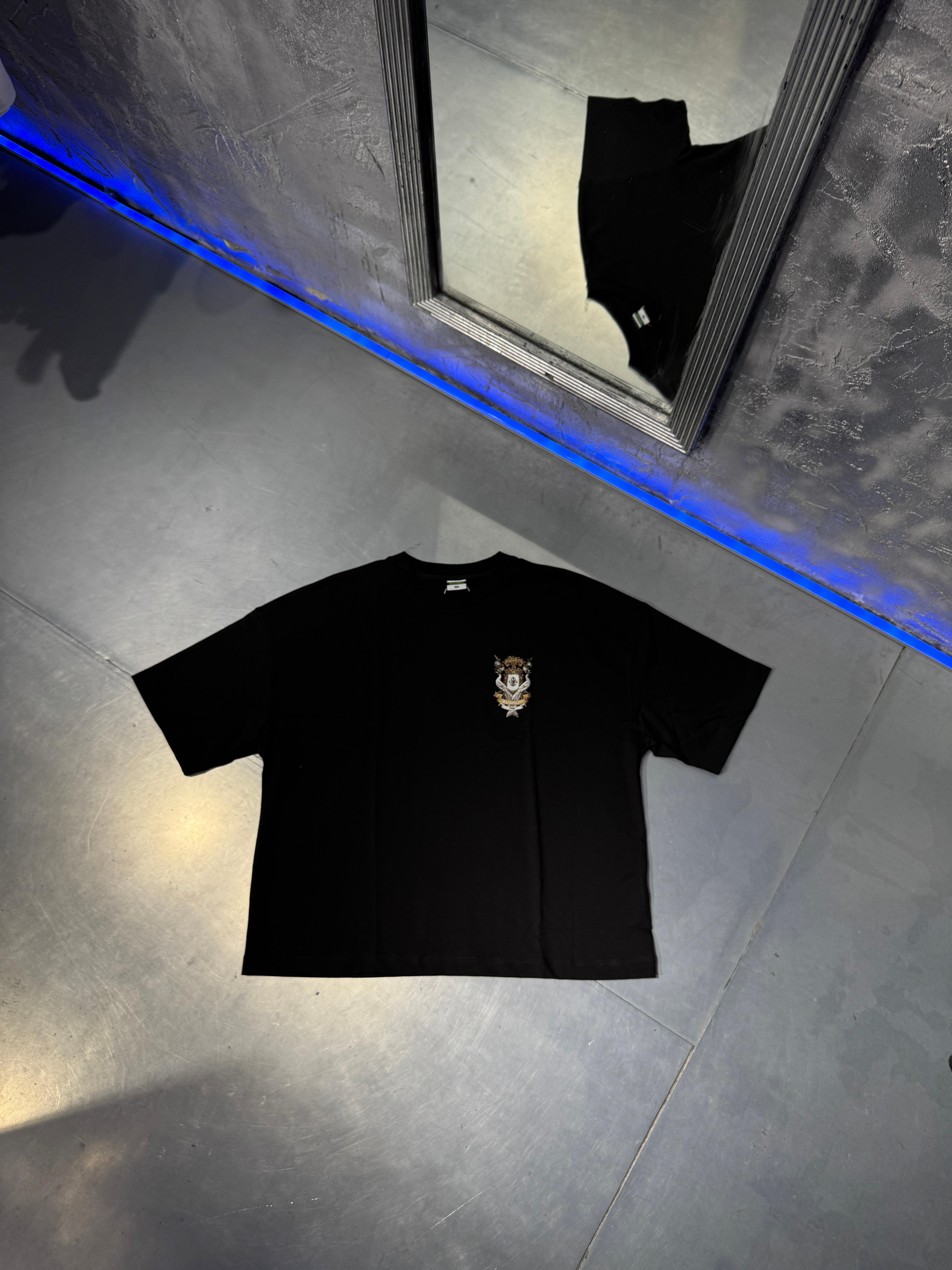 Armorial Style Embroidered Boxy T-Shirt