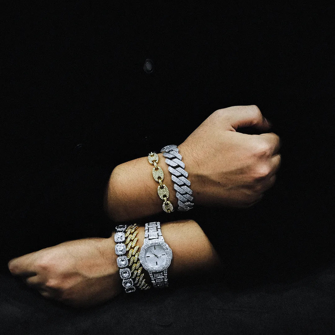 Iced Out Fullfilled Prong Chain Bileklik Beyaz Altın Kaplama