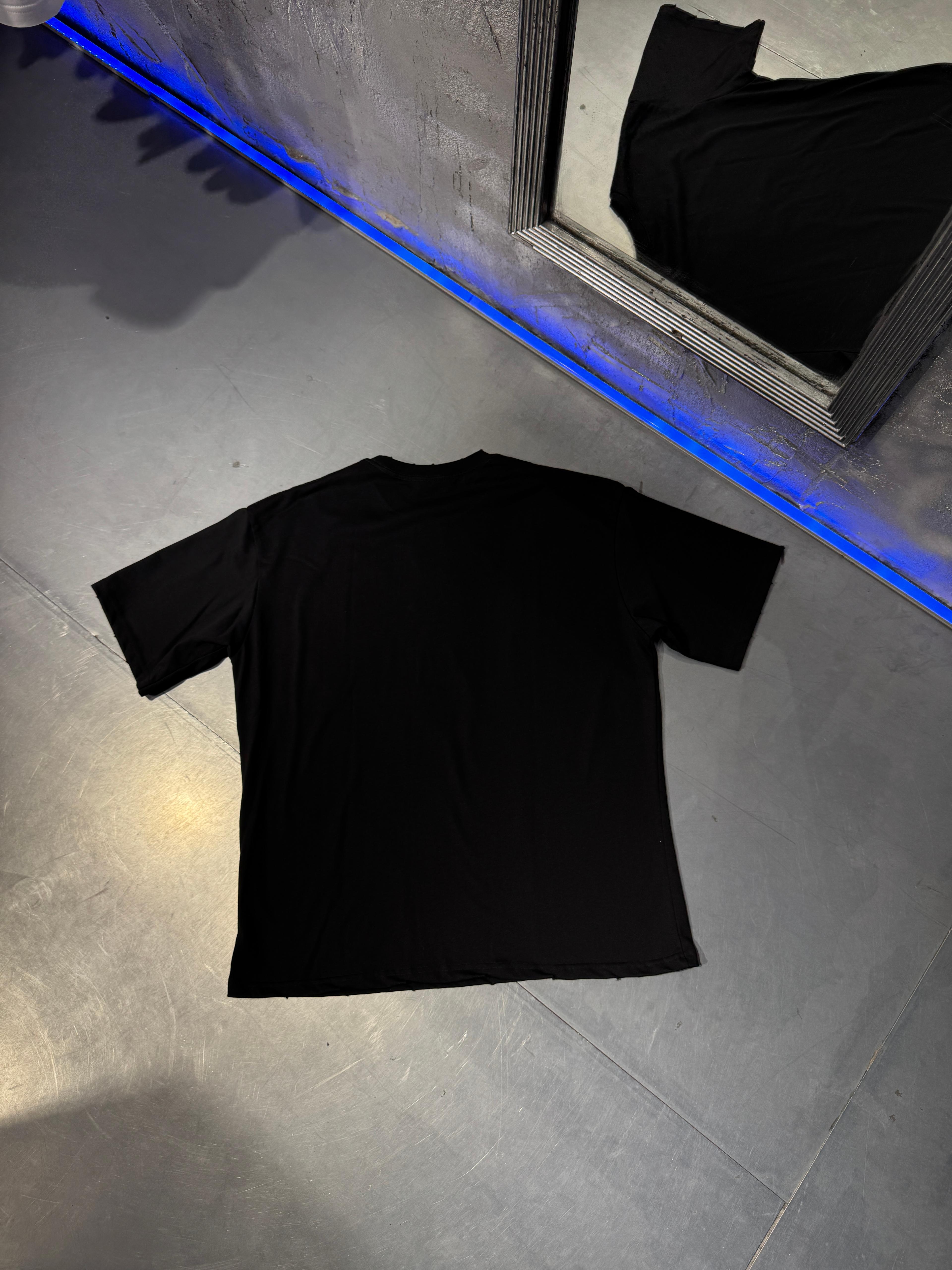 Minimal Flame Nakış Detaylı Oversize T-Shirt