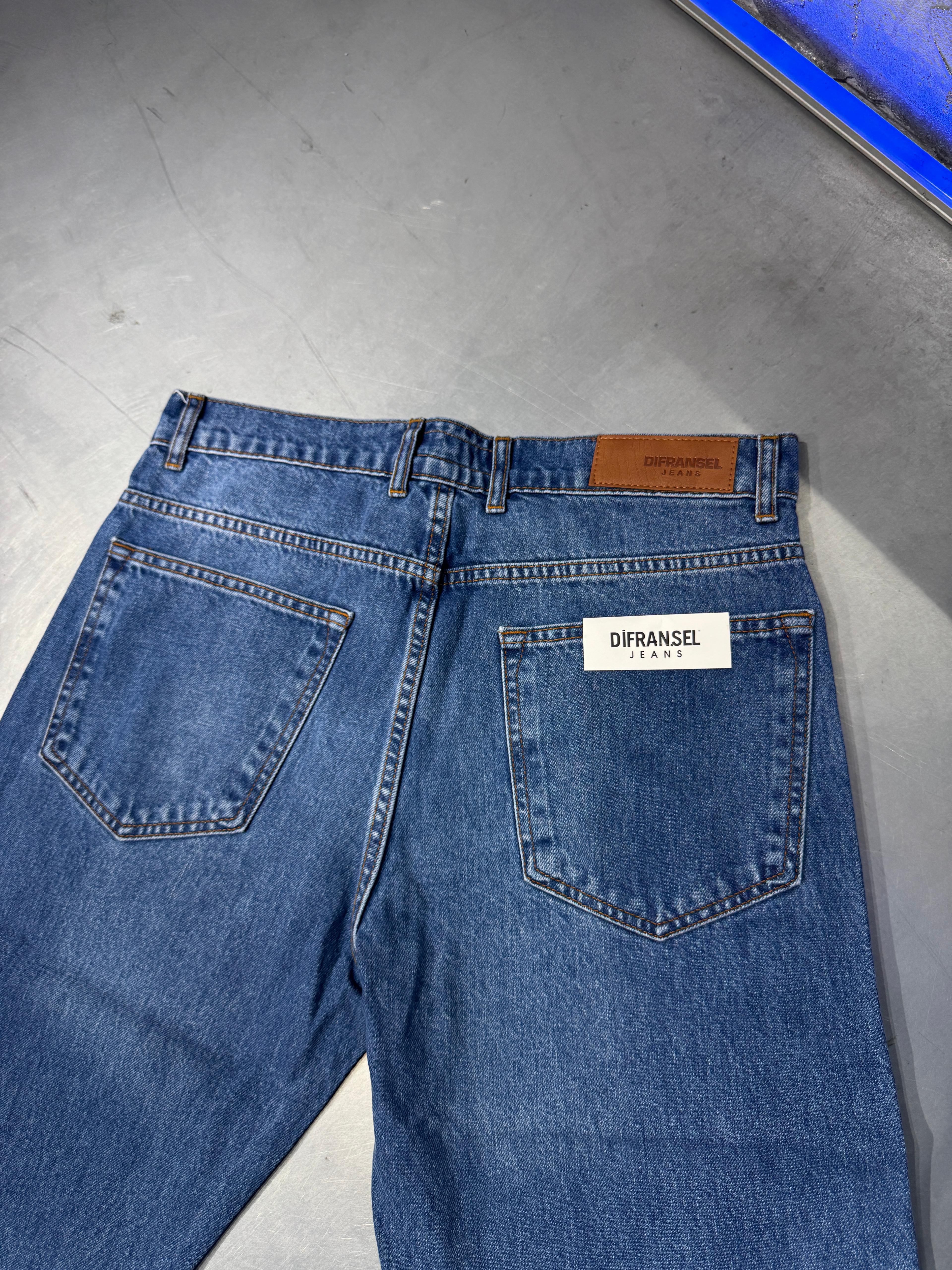 Loose Fit Long Jean 