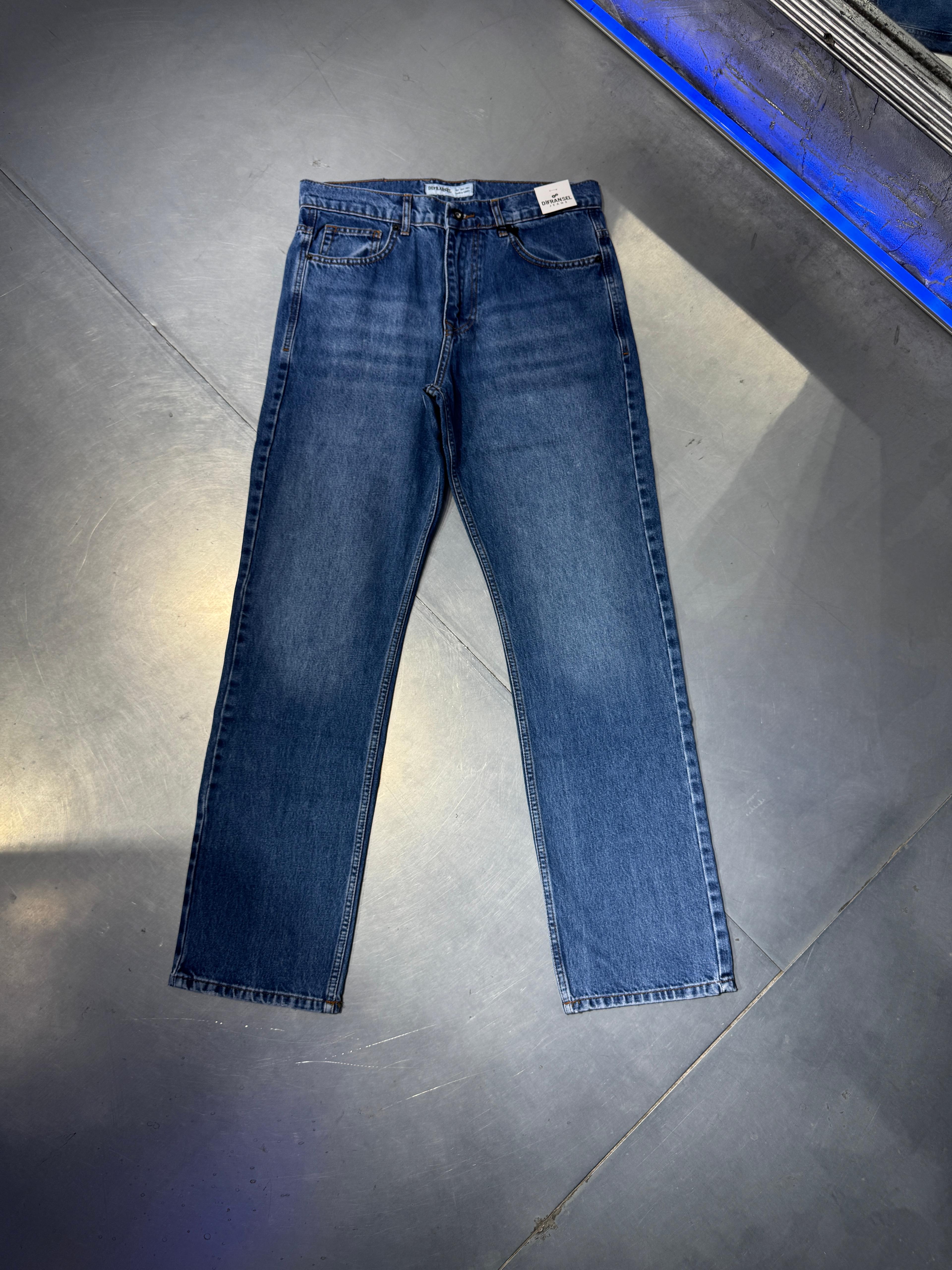 Loose Fit Long Jean 