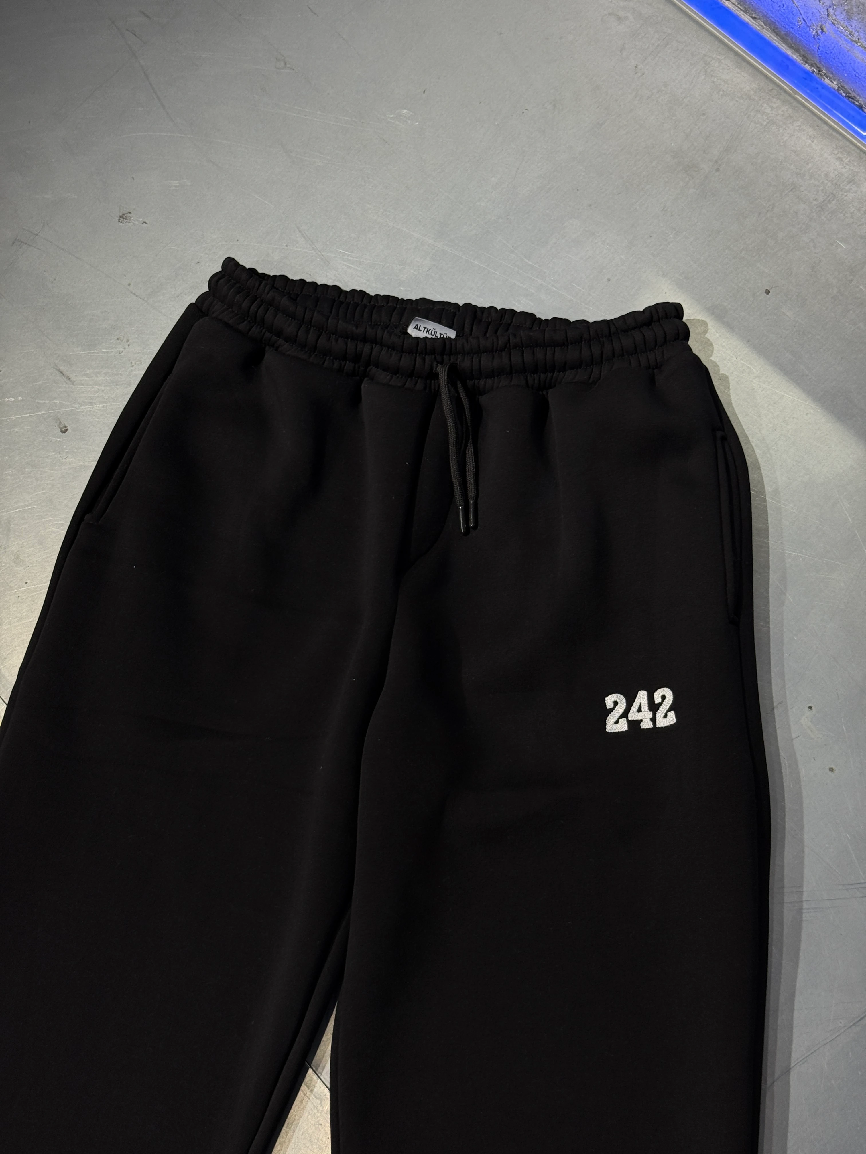 242 Minimal Stoper Detaylı Baggy Eşofman