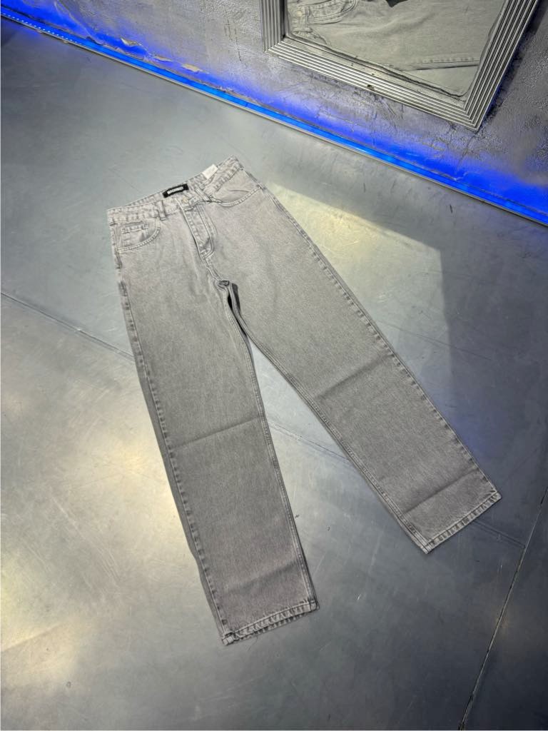 Baggy Fit Jean Ghost