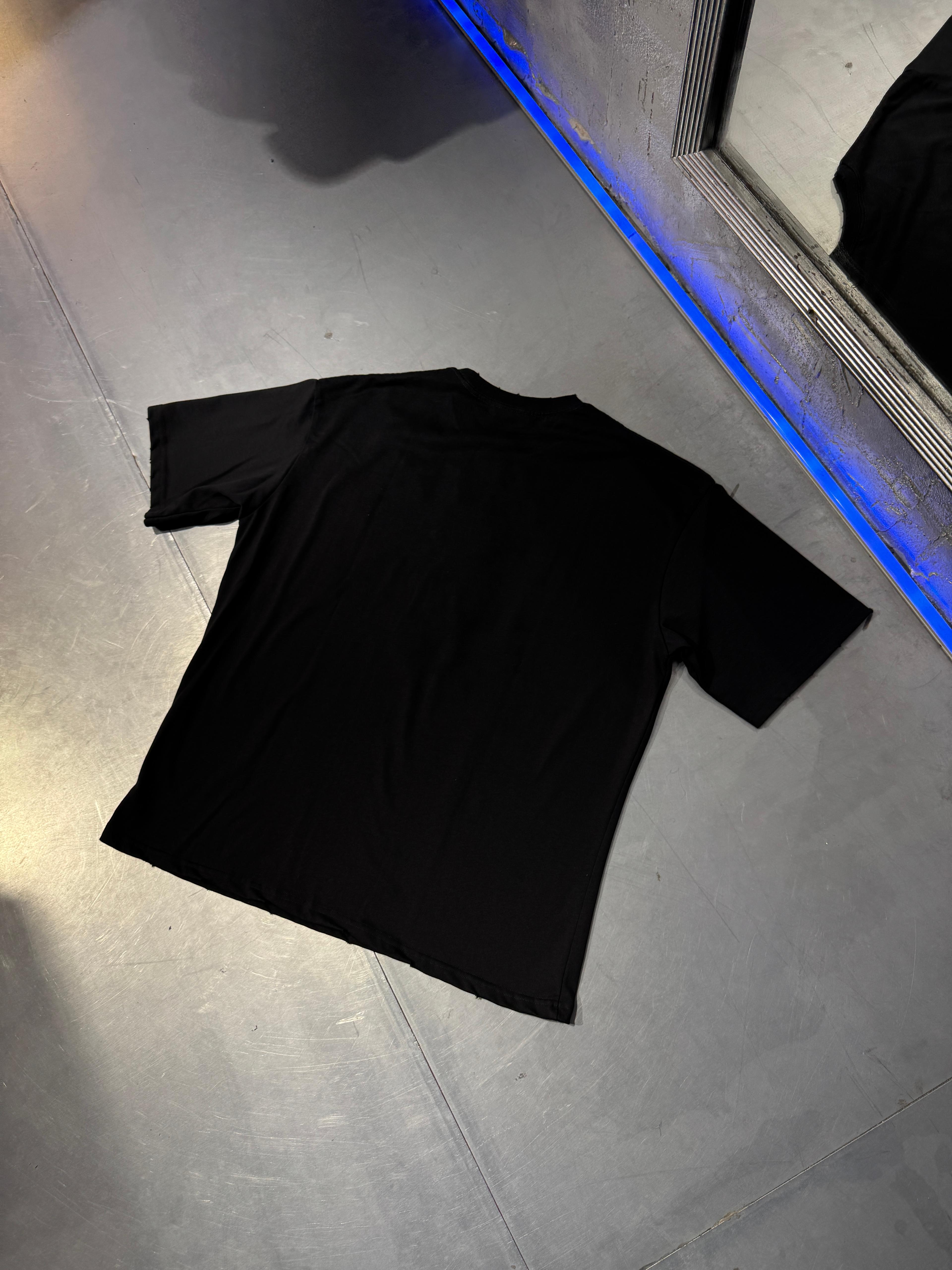 Minimal Flame Nakış Detaylı Oversize T-Shirt