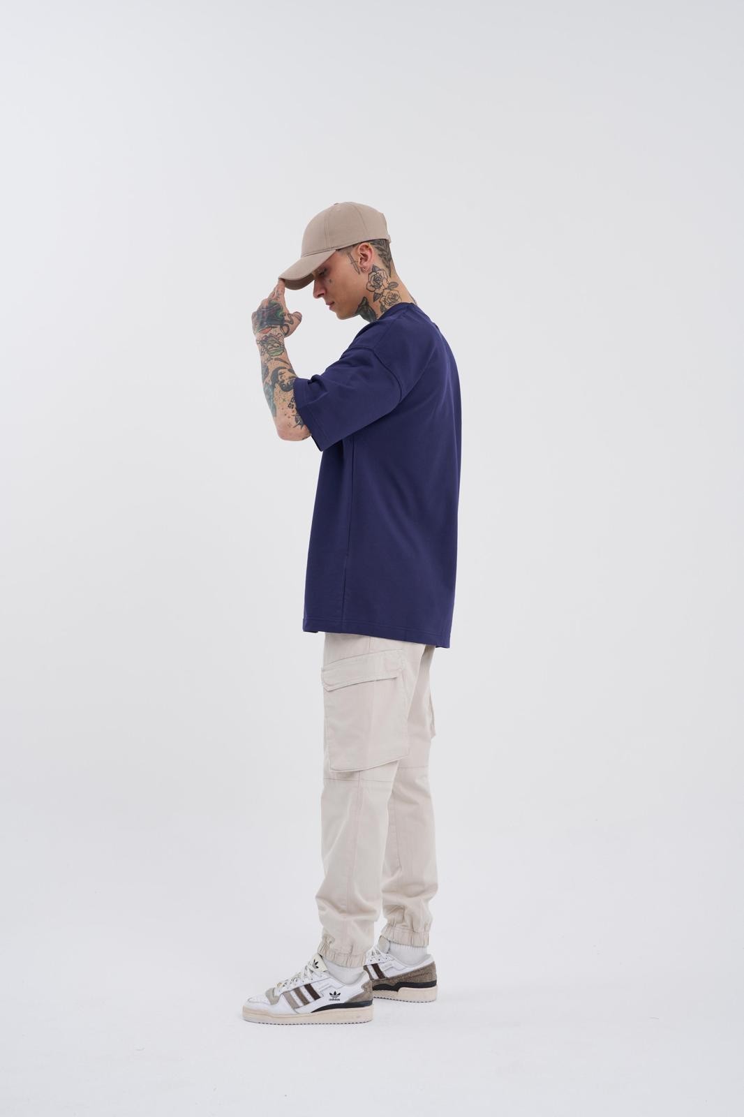 Relaxed Fit Cargo Jogger - Ecru