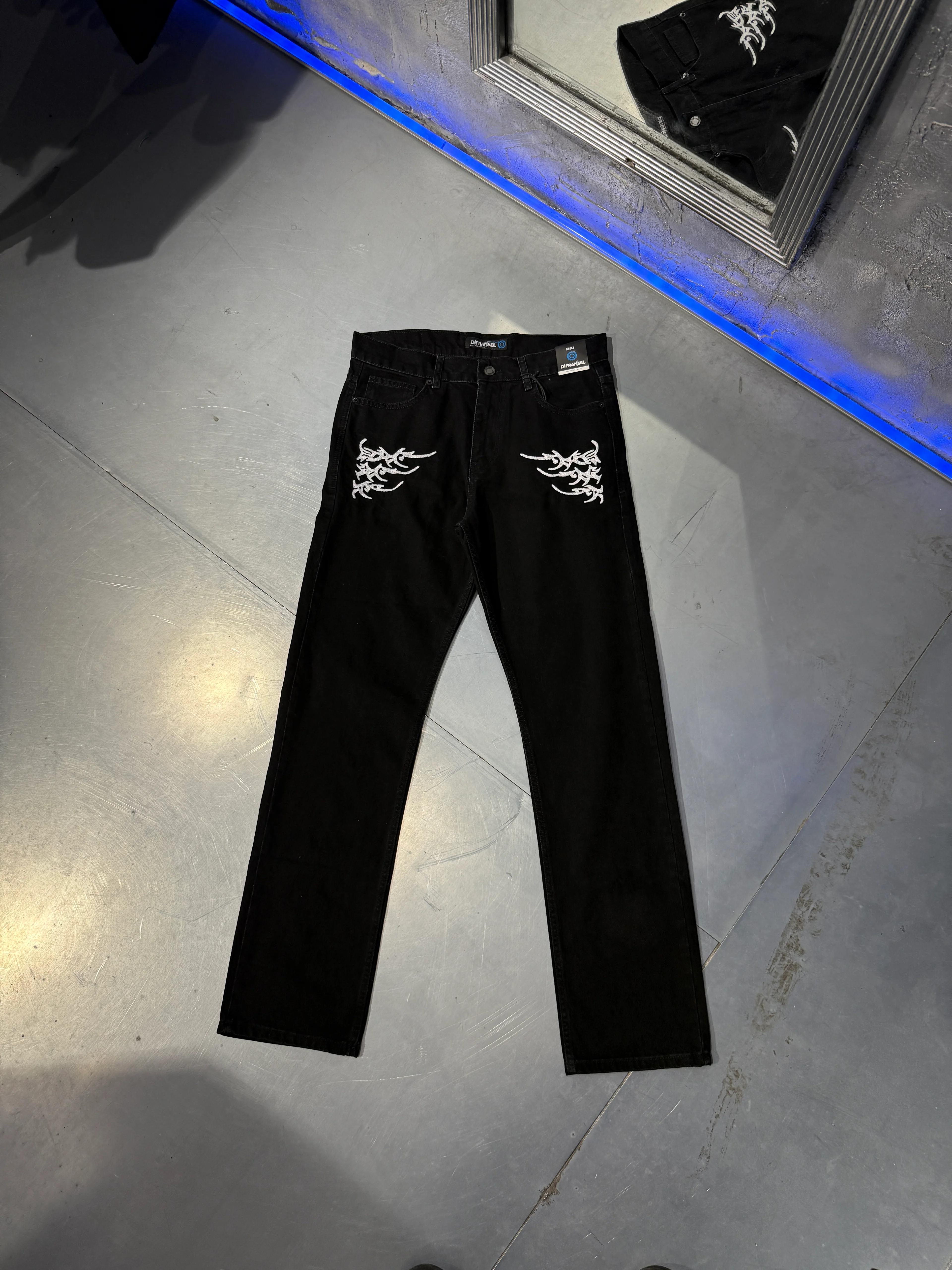 Flame Tribal Loose Fit Jean